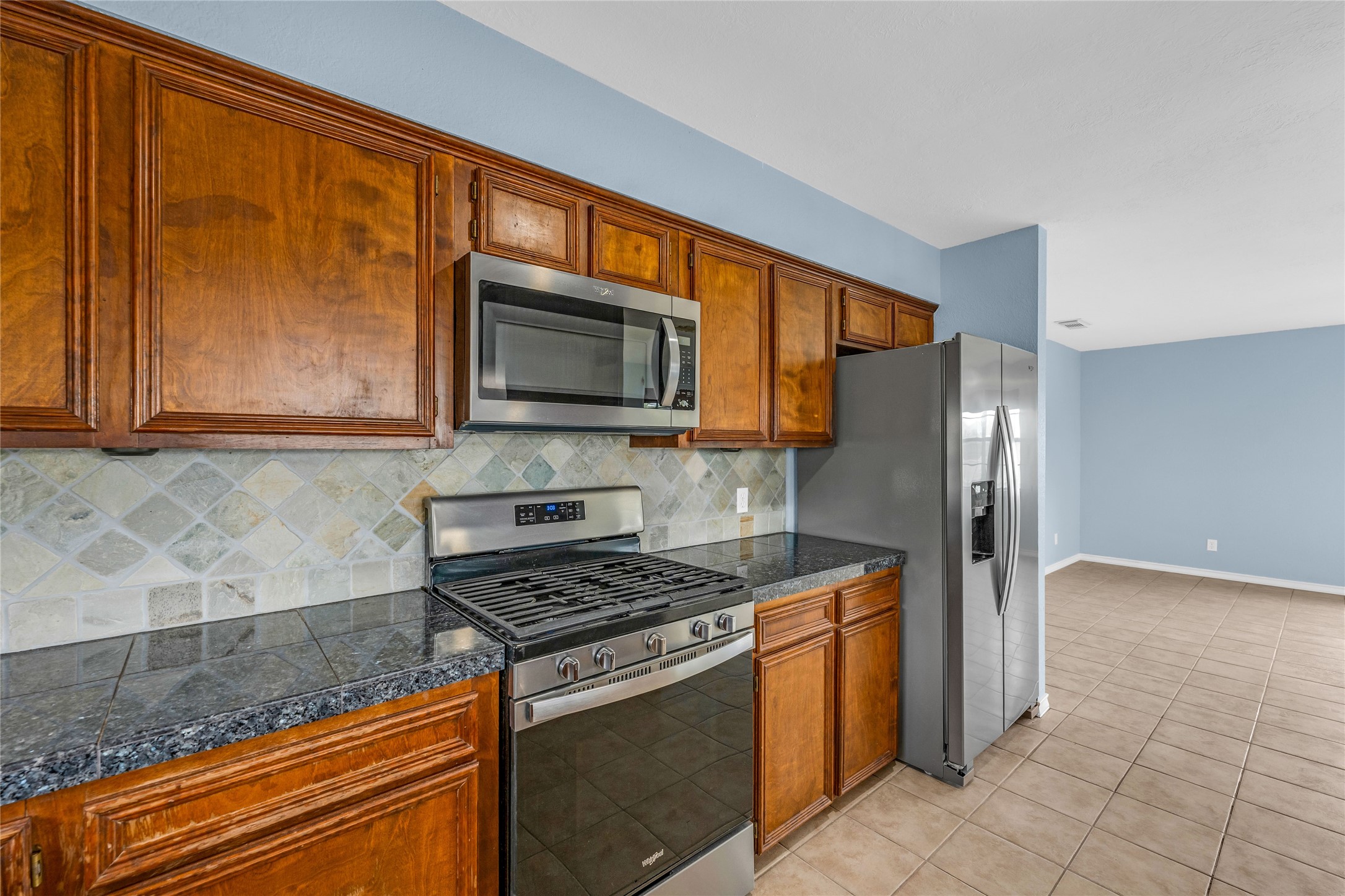 16526 Nassau Way Property Photo 13