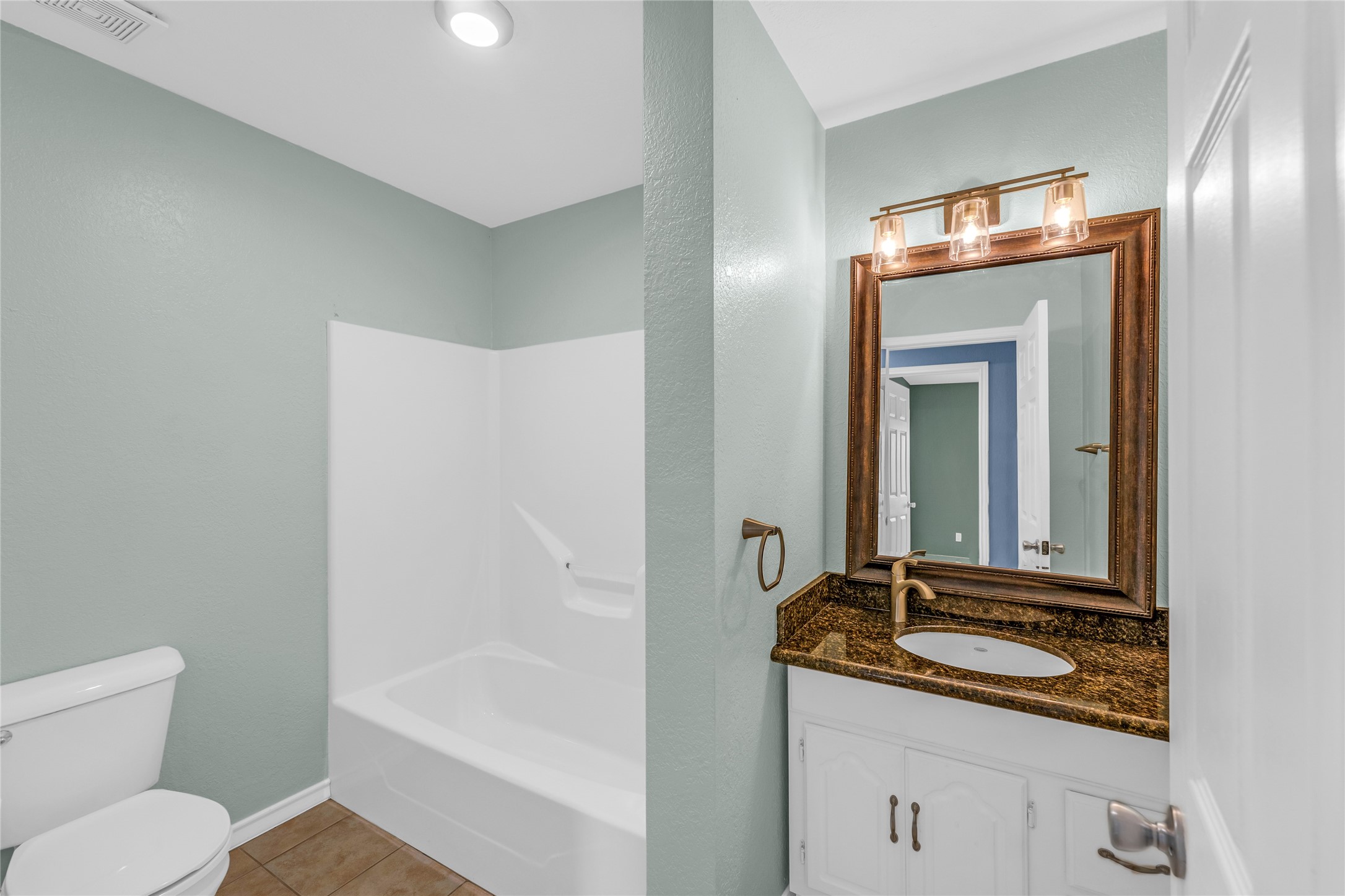 16526 Nassau Way Property Photo 17