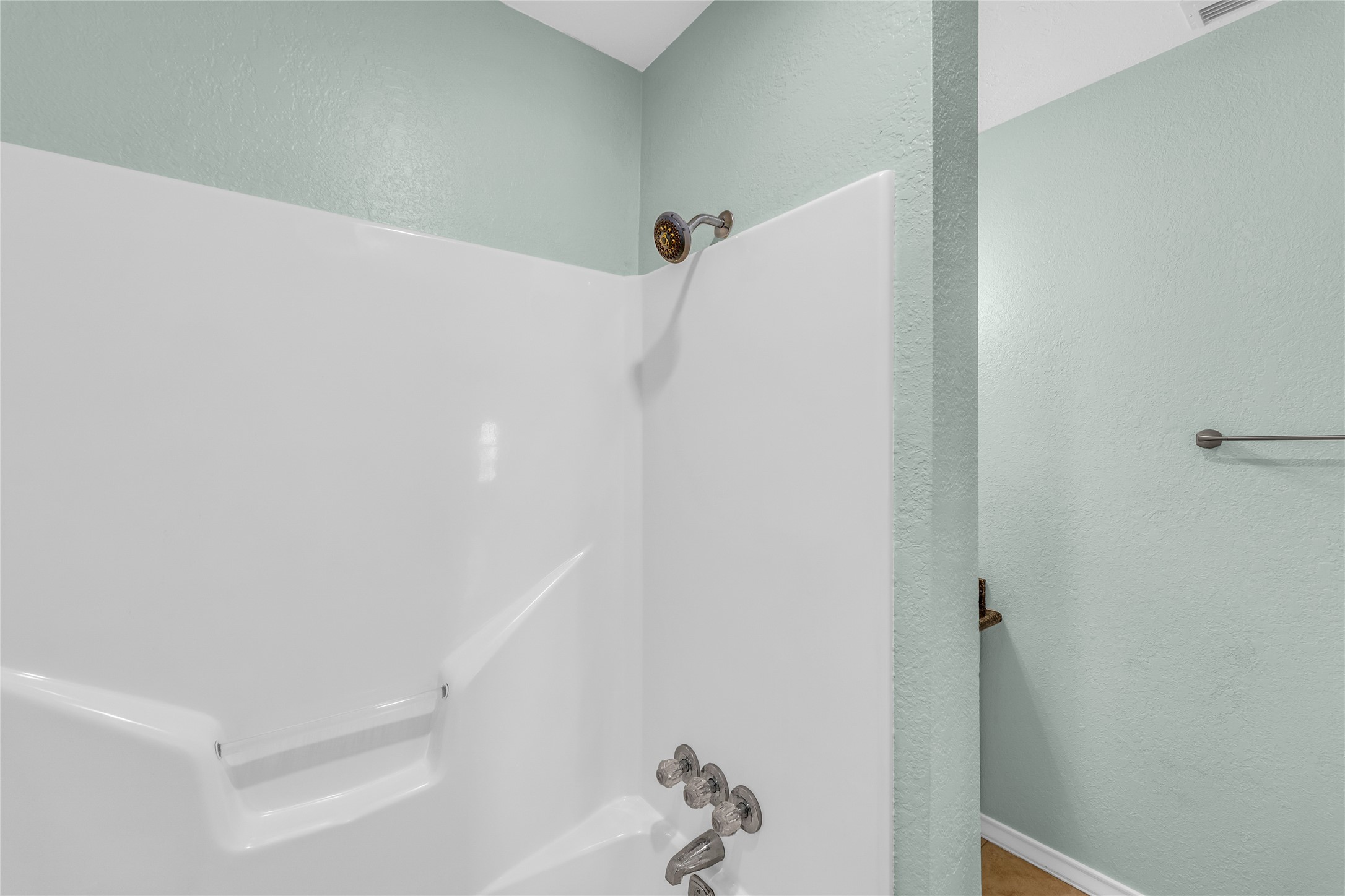 16526 Nassau Way Property Photo 18
