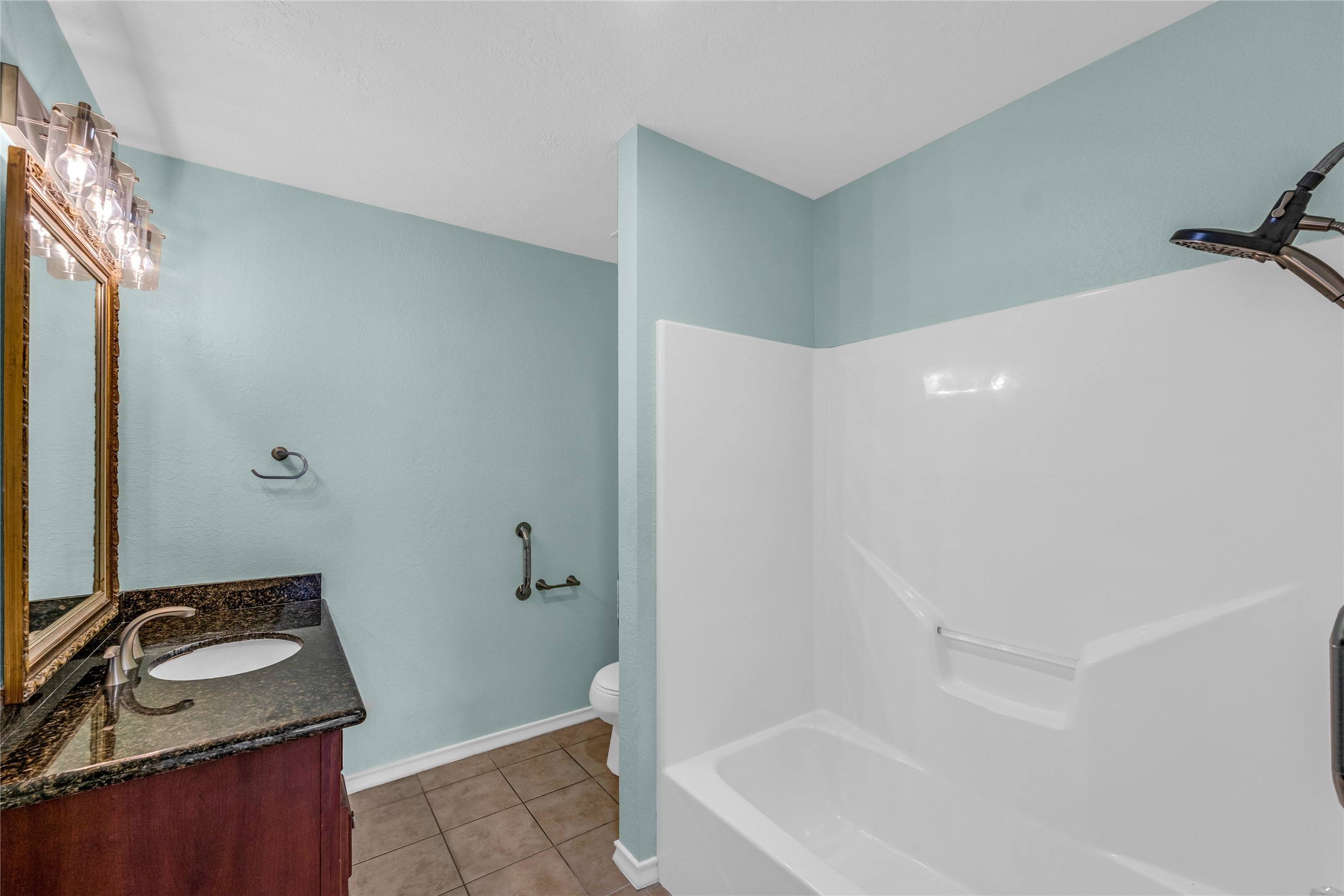 16526 Nassau Way Property Photo 24