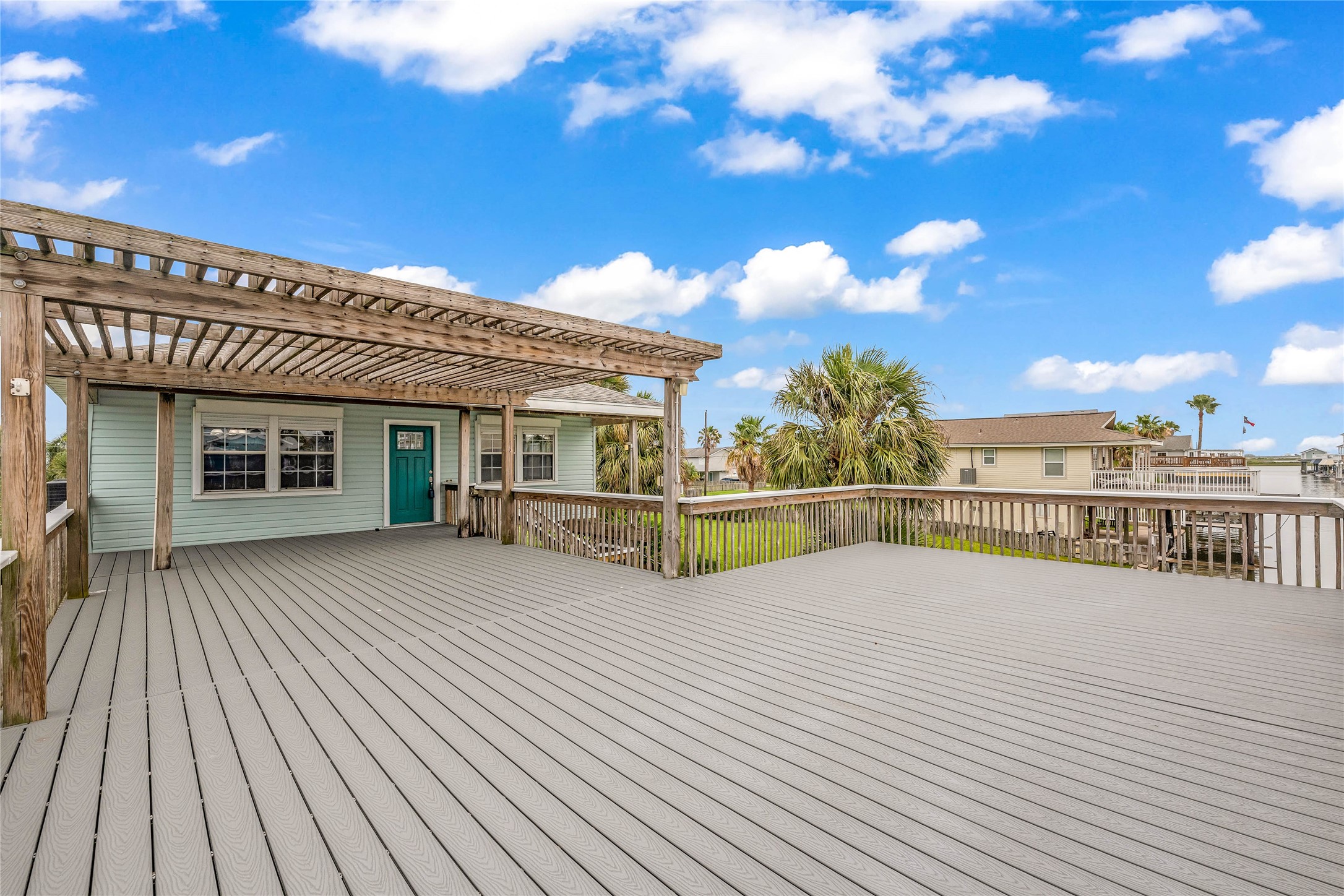 16526 Nassau Way Property Photo 34