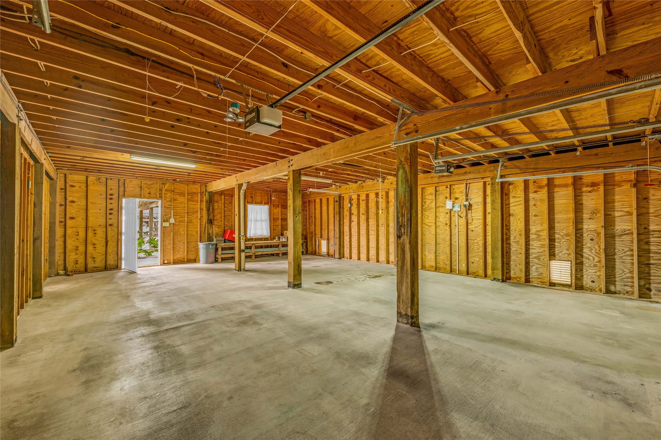 16526 Nassau Way Property Photo 39