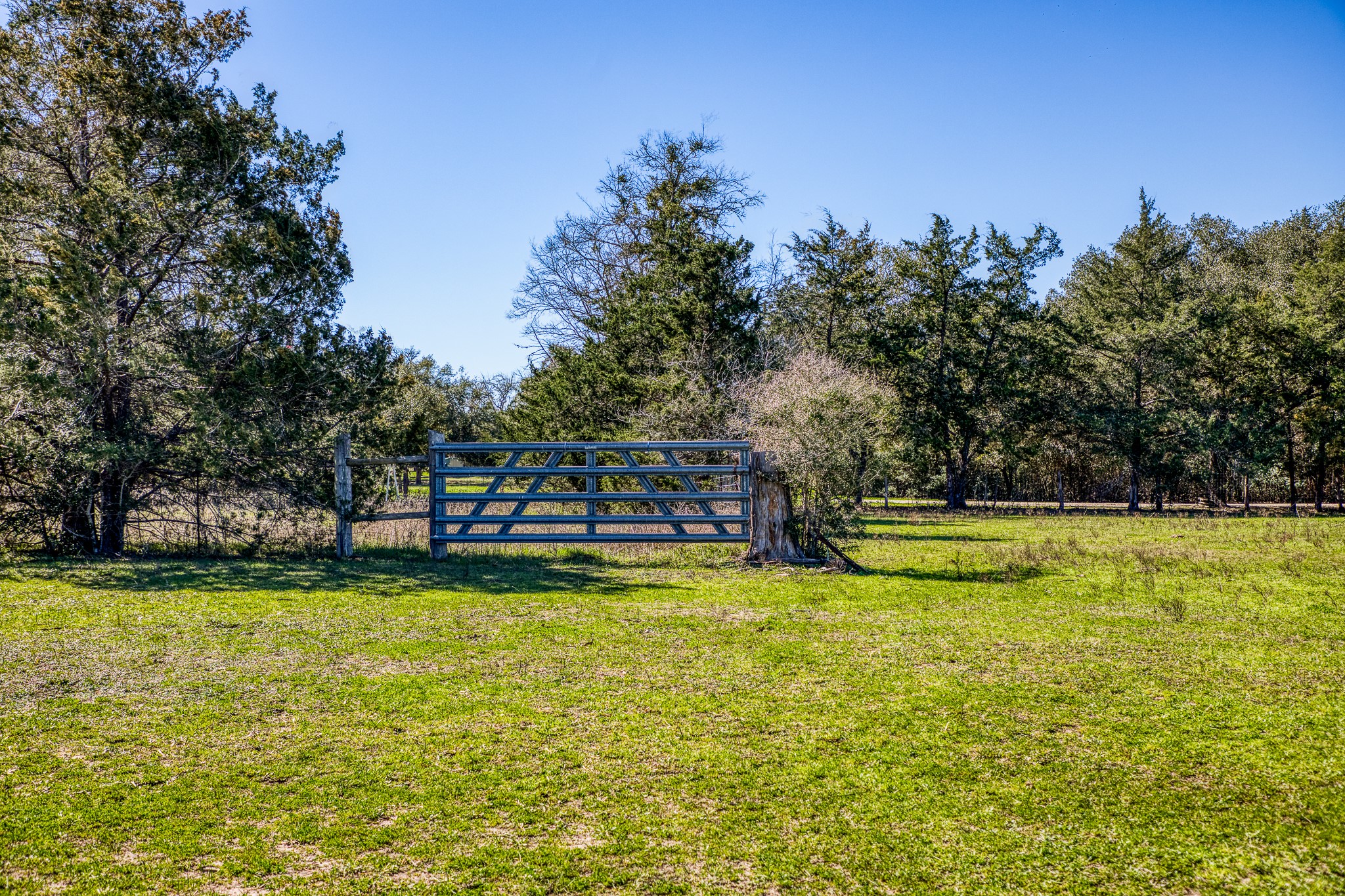 444 N Nassau Road Property Photo 3