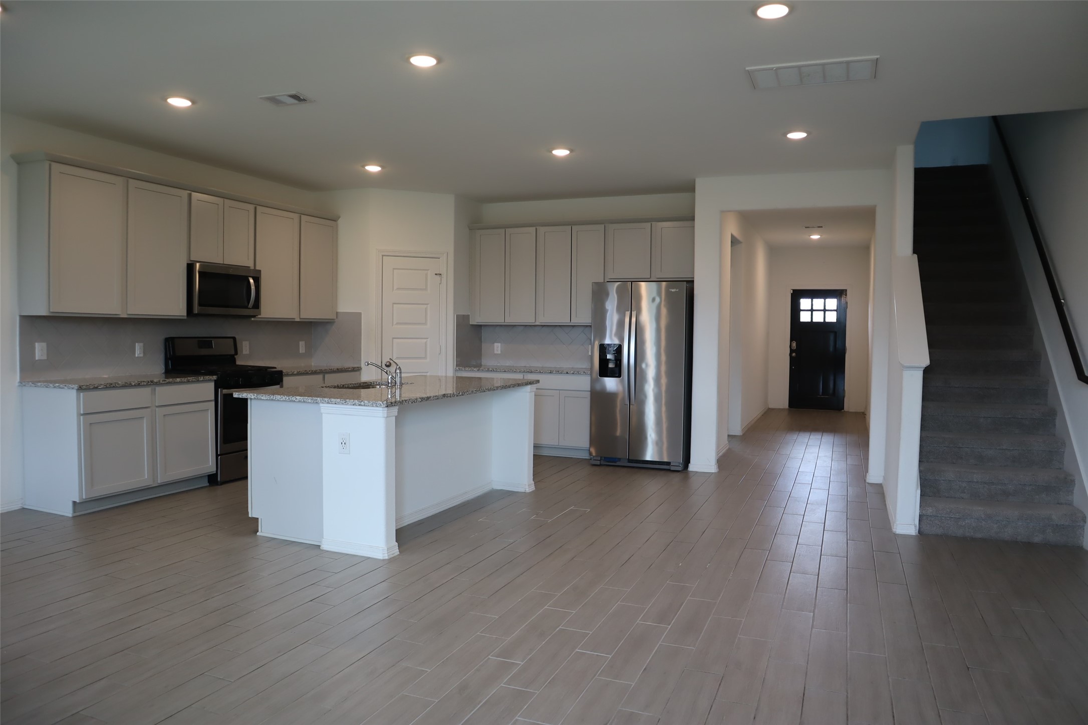 5806 Aurora Greens Lane Property Photo 1