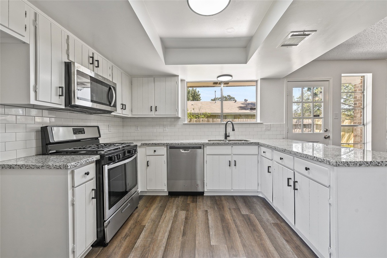 23806 Spring Moss Drive Property Photo 7