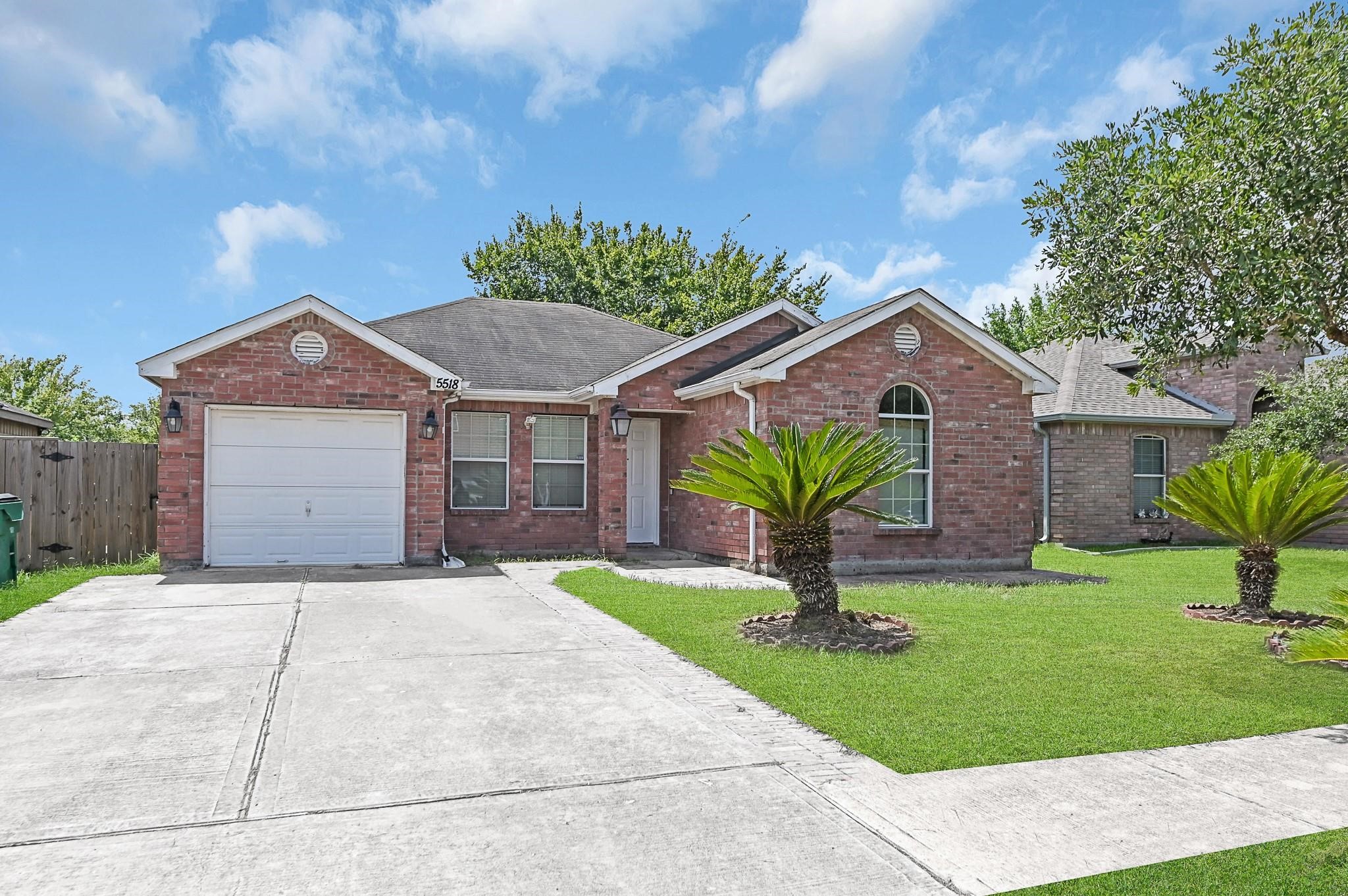 5518 Rio Ramos Street Property Photo 1