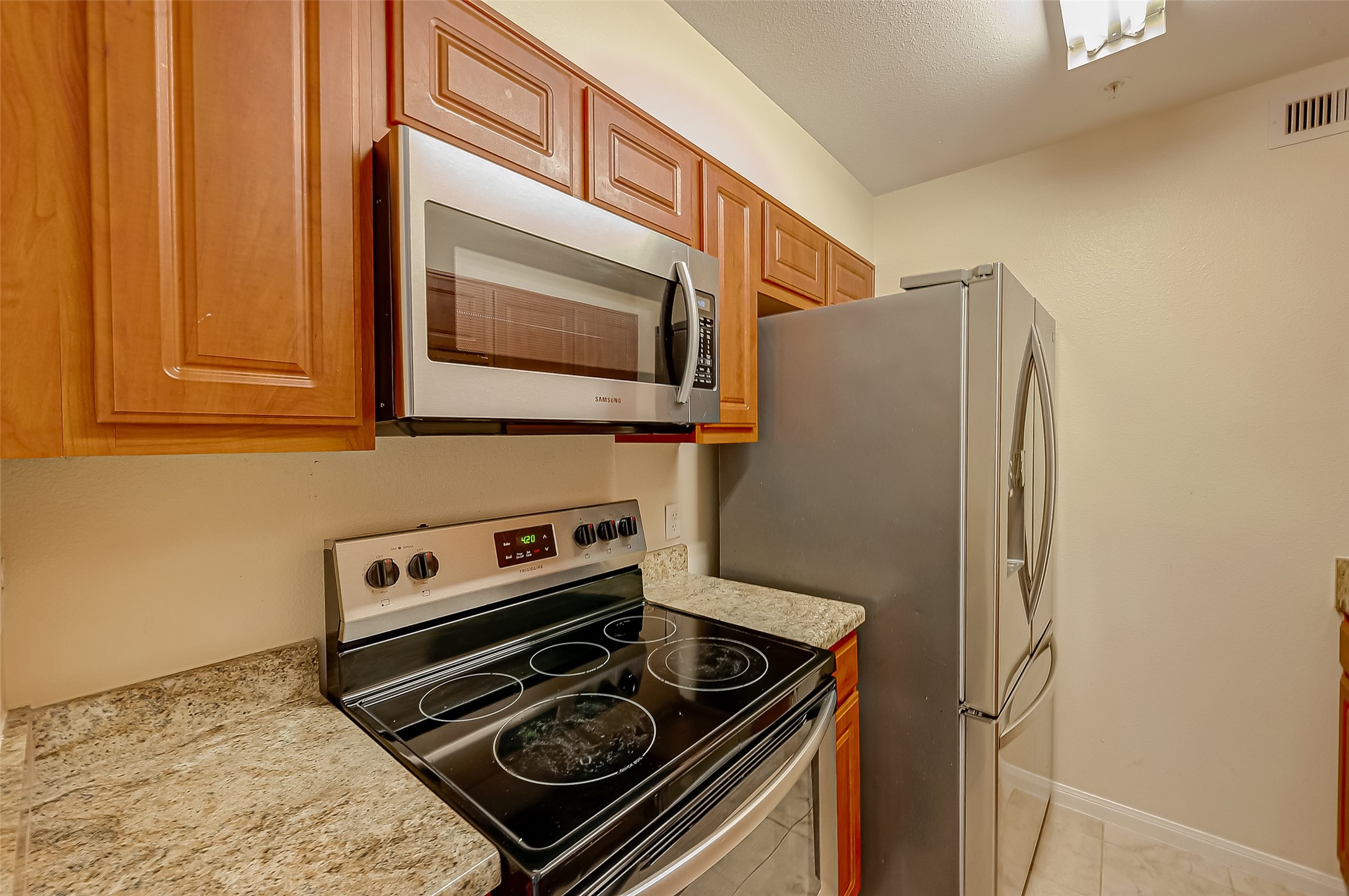 8415 Hearth Drive 21 Property Photo 6
