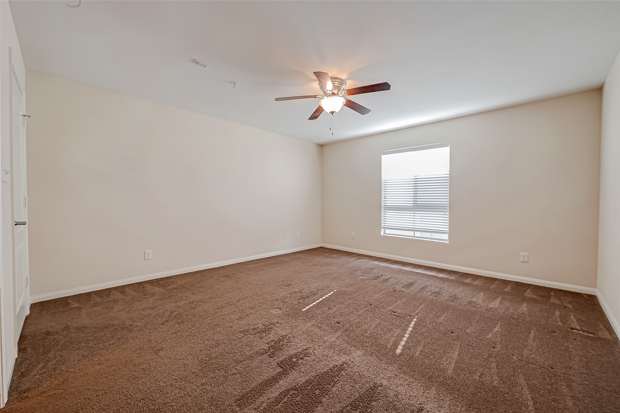 8415 Hearth Drive 21 Property Photo 11