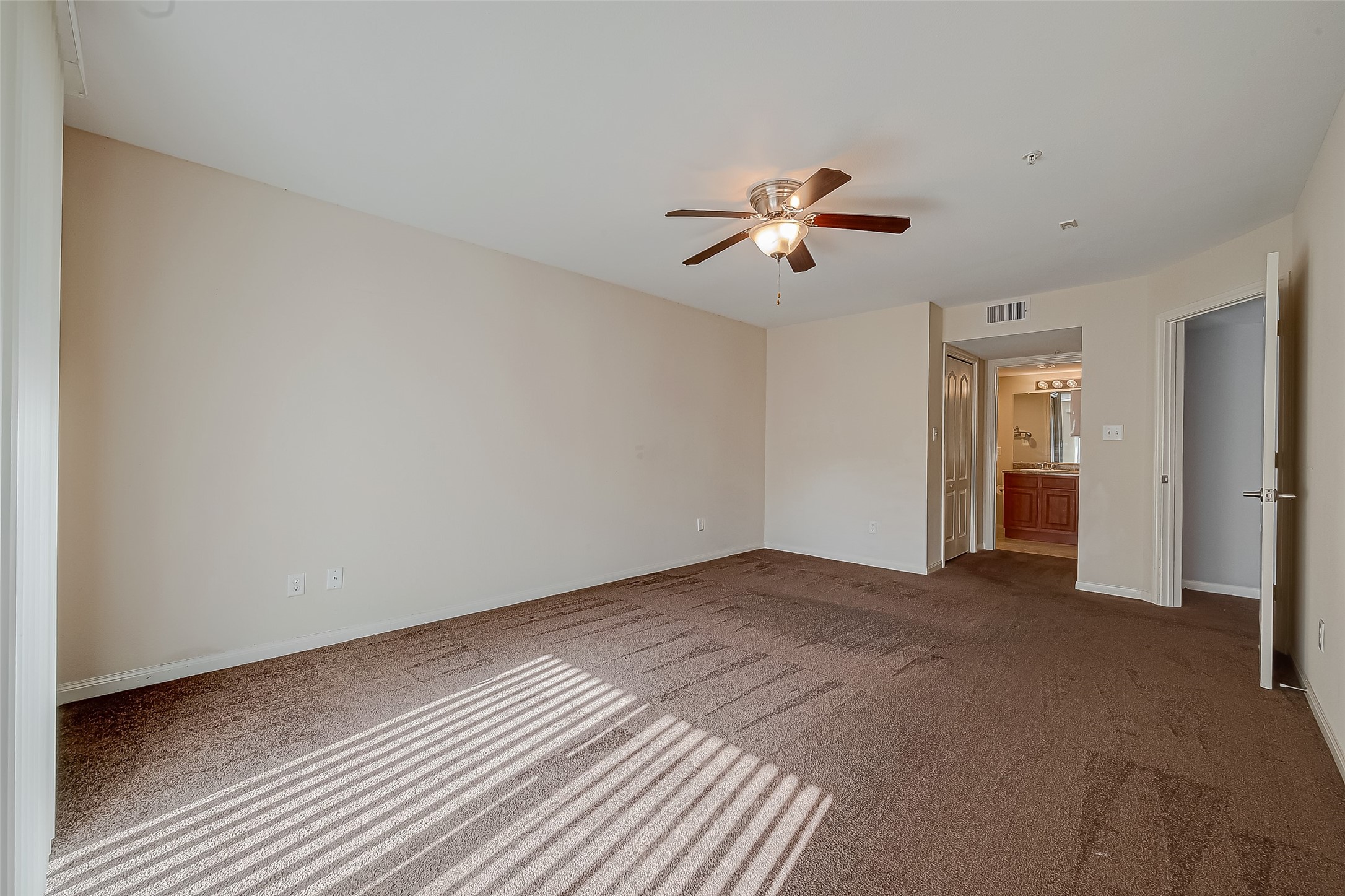 8415 Hearth Drive 21 Property Photo 15