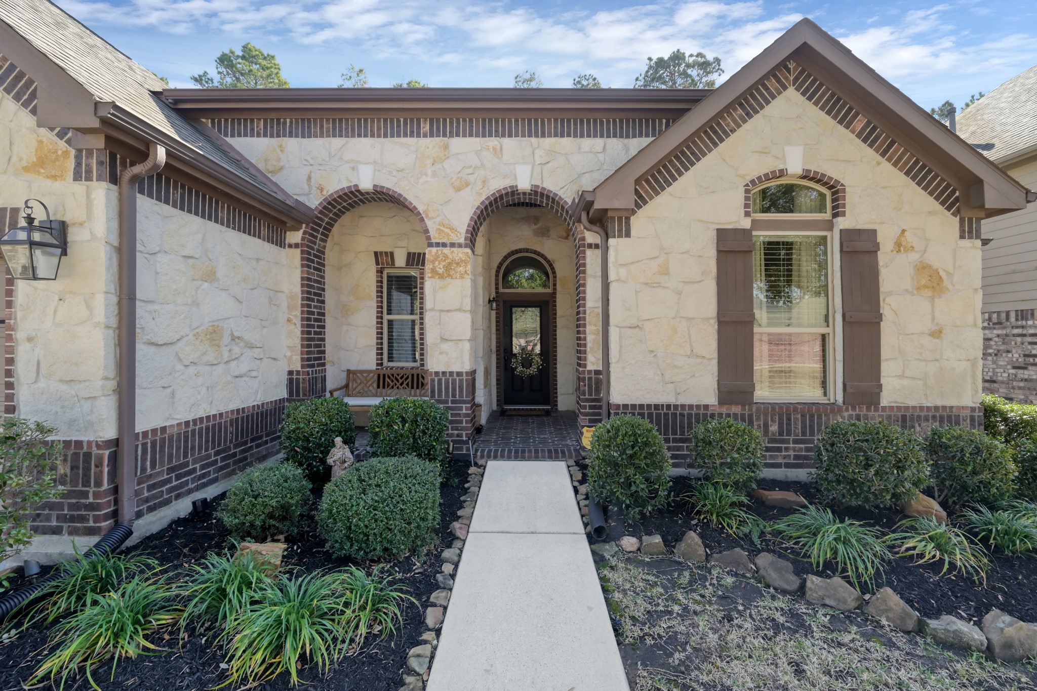 1930 Parnevik Place Property Photo 2