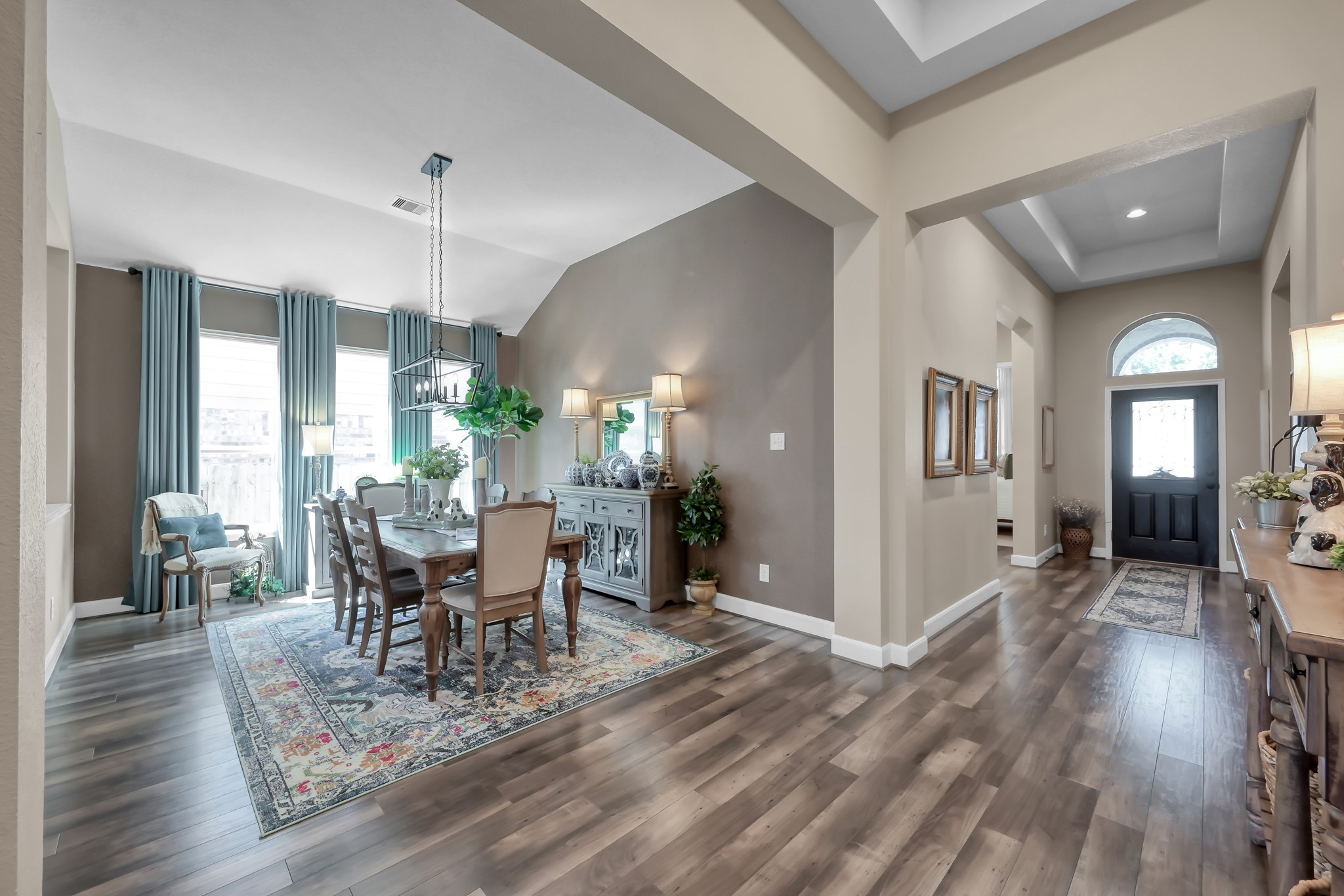 1930 Parnevik Place Property Photo 8