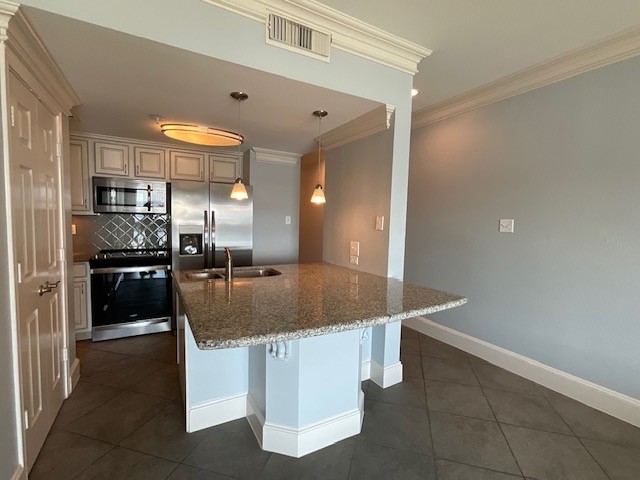 12800 Melville A-212 Property Photo 8