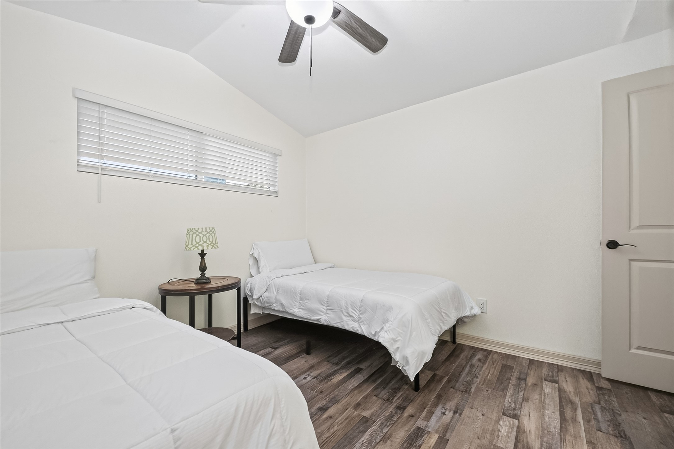 5803 Greencraig Drive Property Photo 17