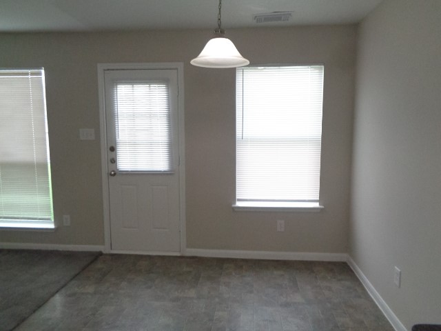 9503 Wyatt Oak Ln Property Photo 7