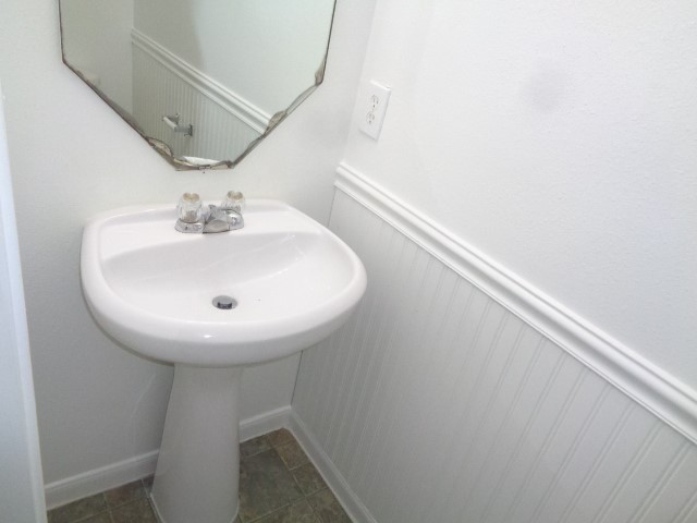 9503 Wyatt Oak Ln Property Photo 8