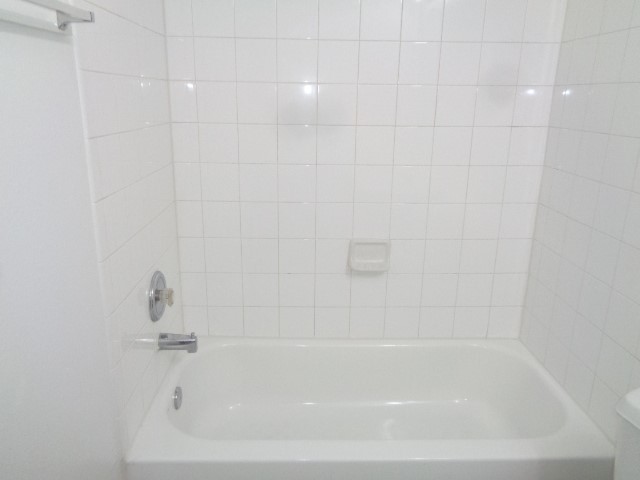 9503 Wyatt Oak Ln Property Photo 17