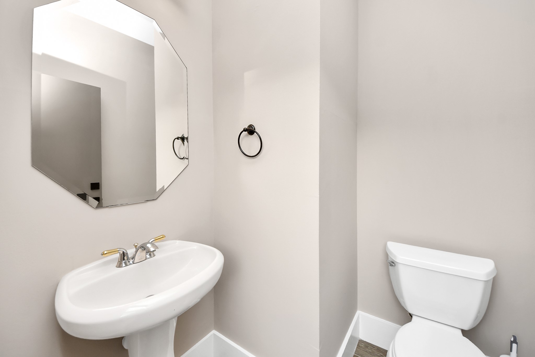 2211 Braer Ridge Drive Property Photo 21