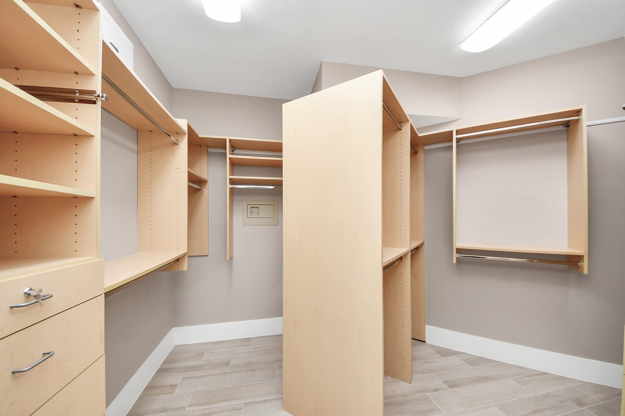 2211 Braer Ridge Drive Property Photo 32
