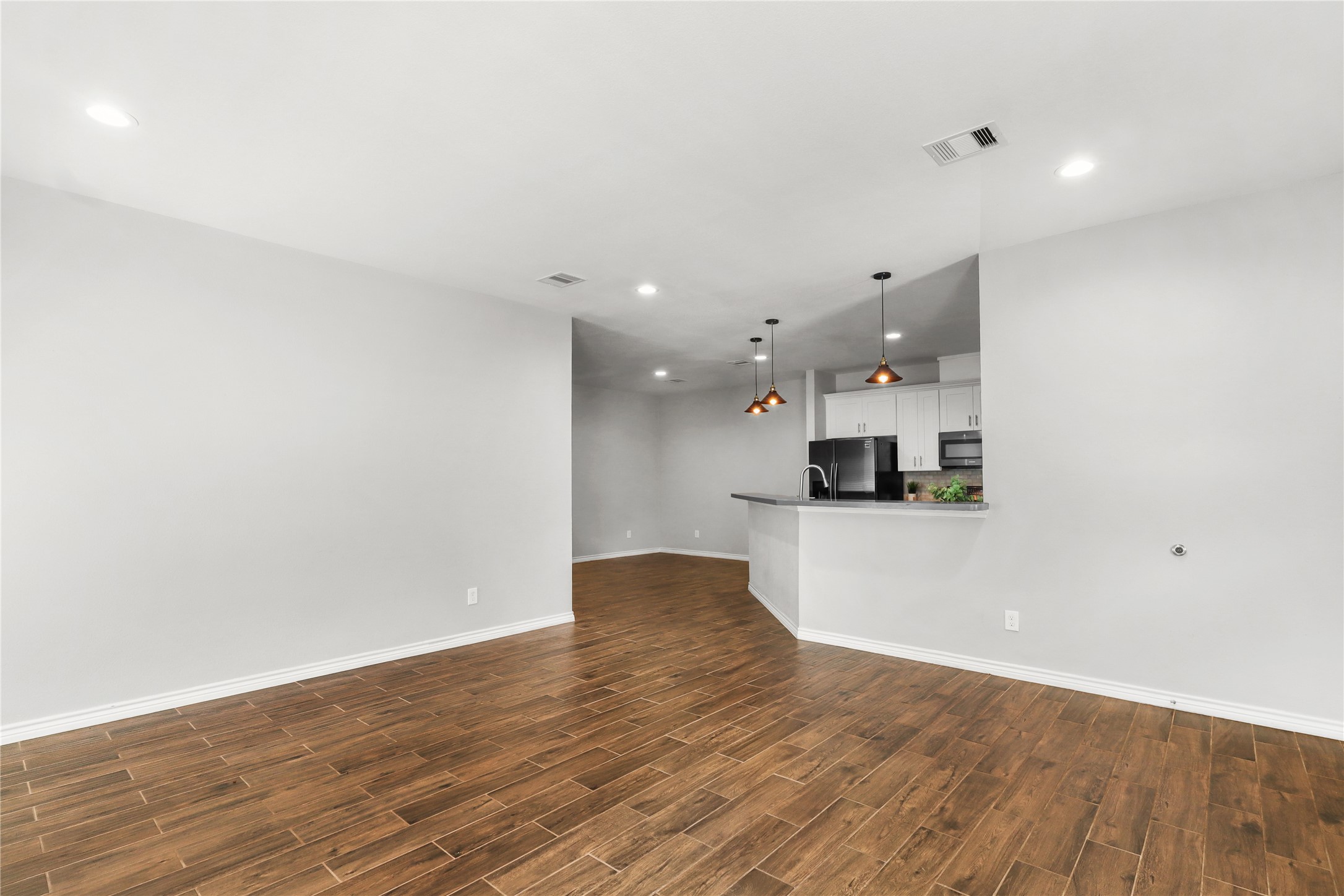 507 E Foley Street Property Photo 14