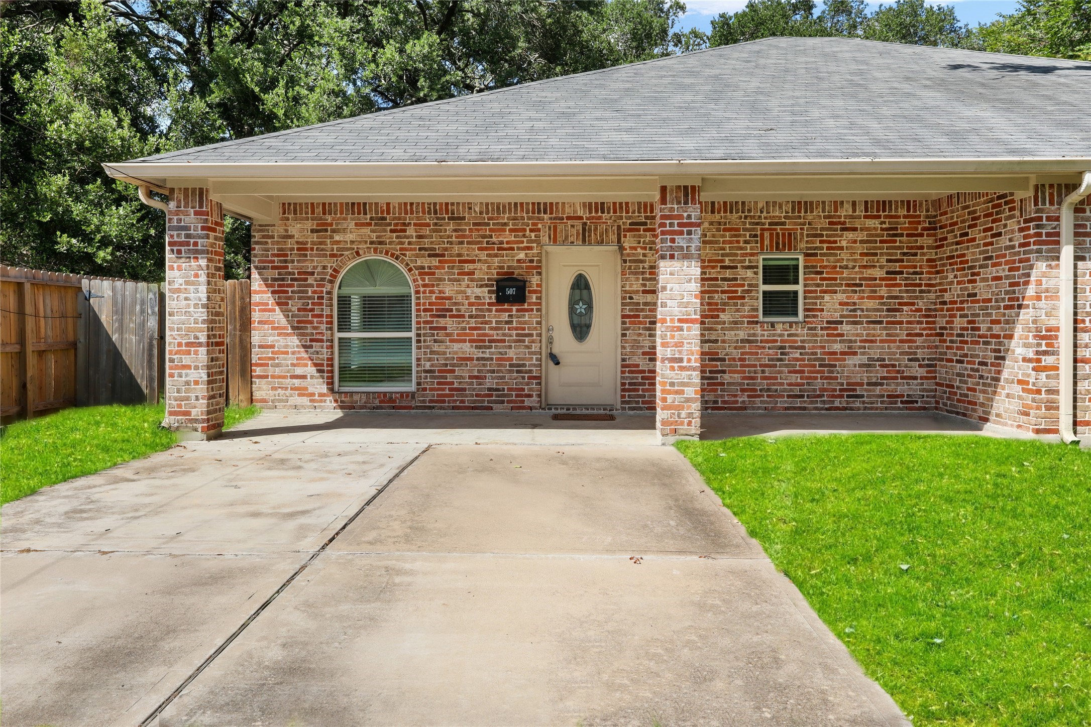 507 E Foley Street Property Photo 27