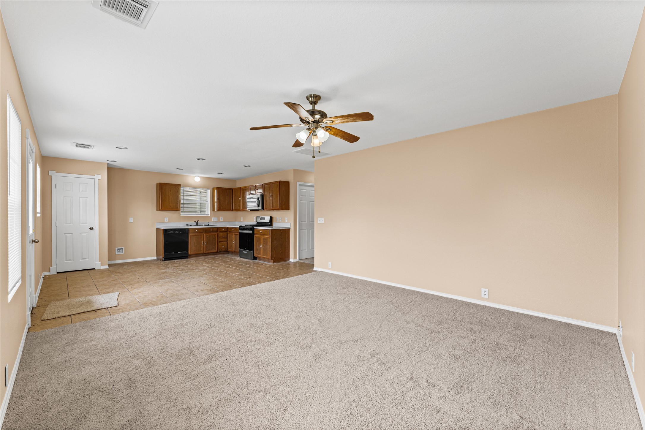 3414 Dartmouth Field Lane Property Photo 4