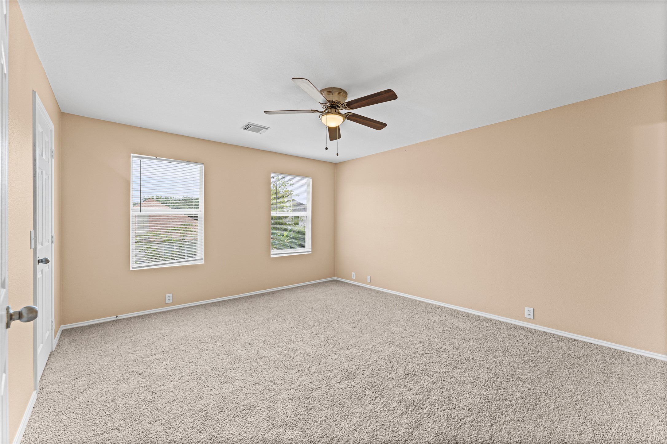 3414 Dartmouth Field Lane Property Photo 7
