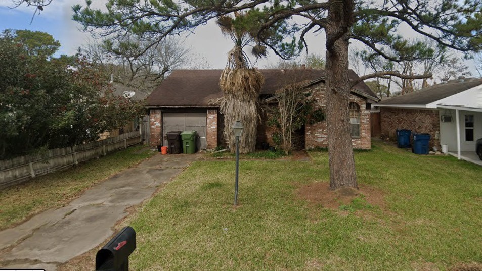 907 Avenue M Property Photo 1
