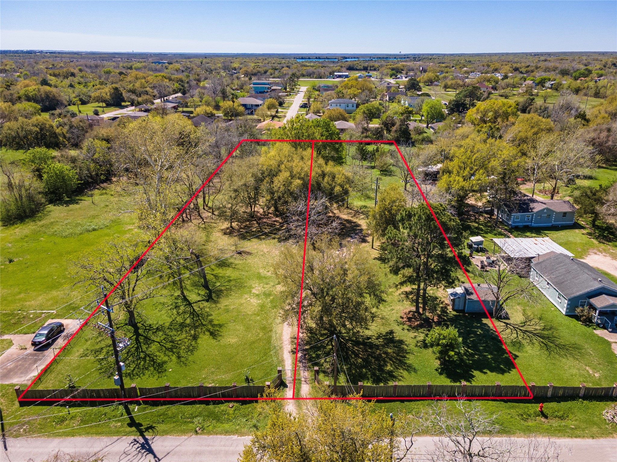 6009 Terrebonne Road Property Photo 3