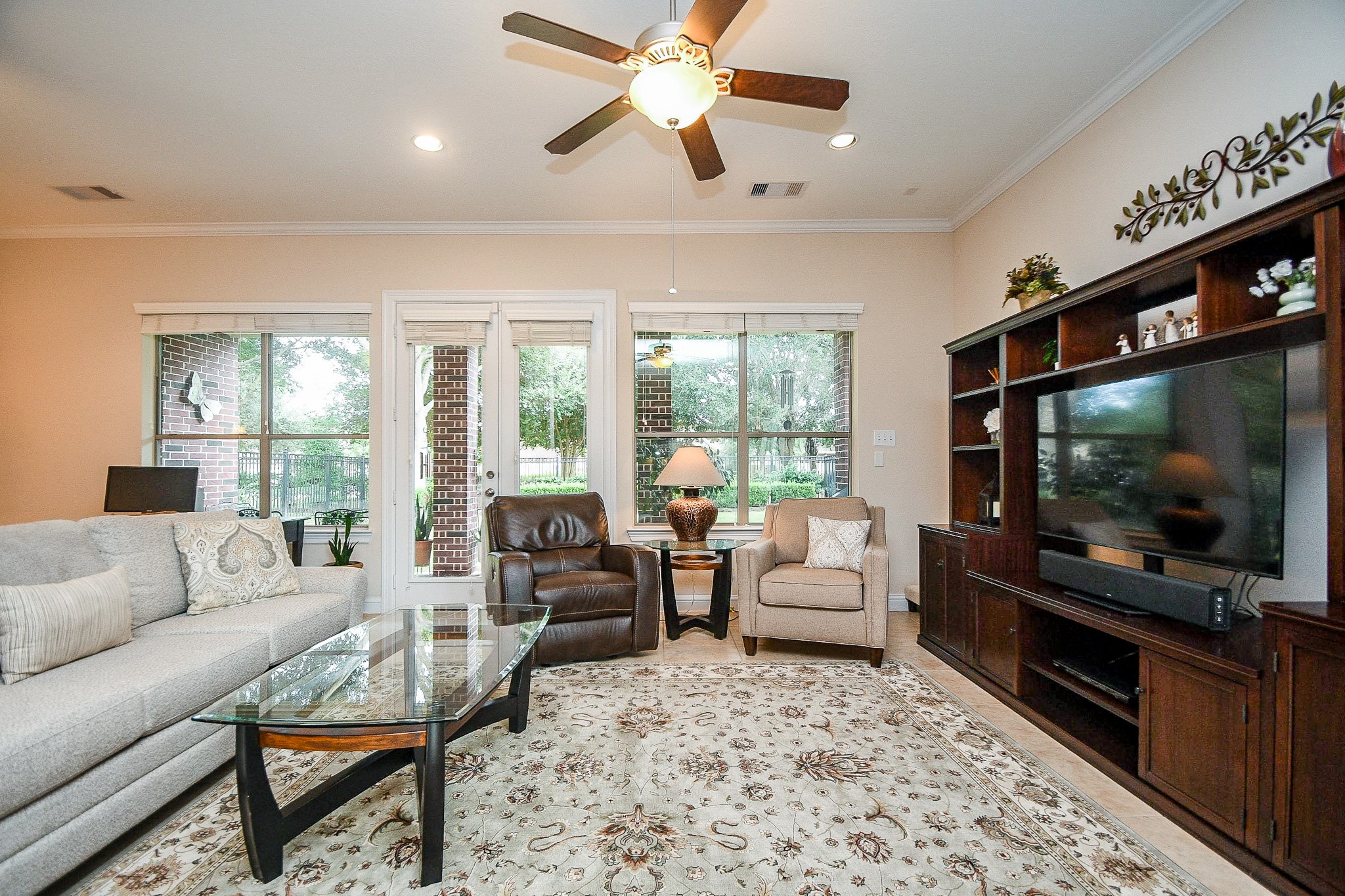 6518 Monrovia Lane Property Photo 12
