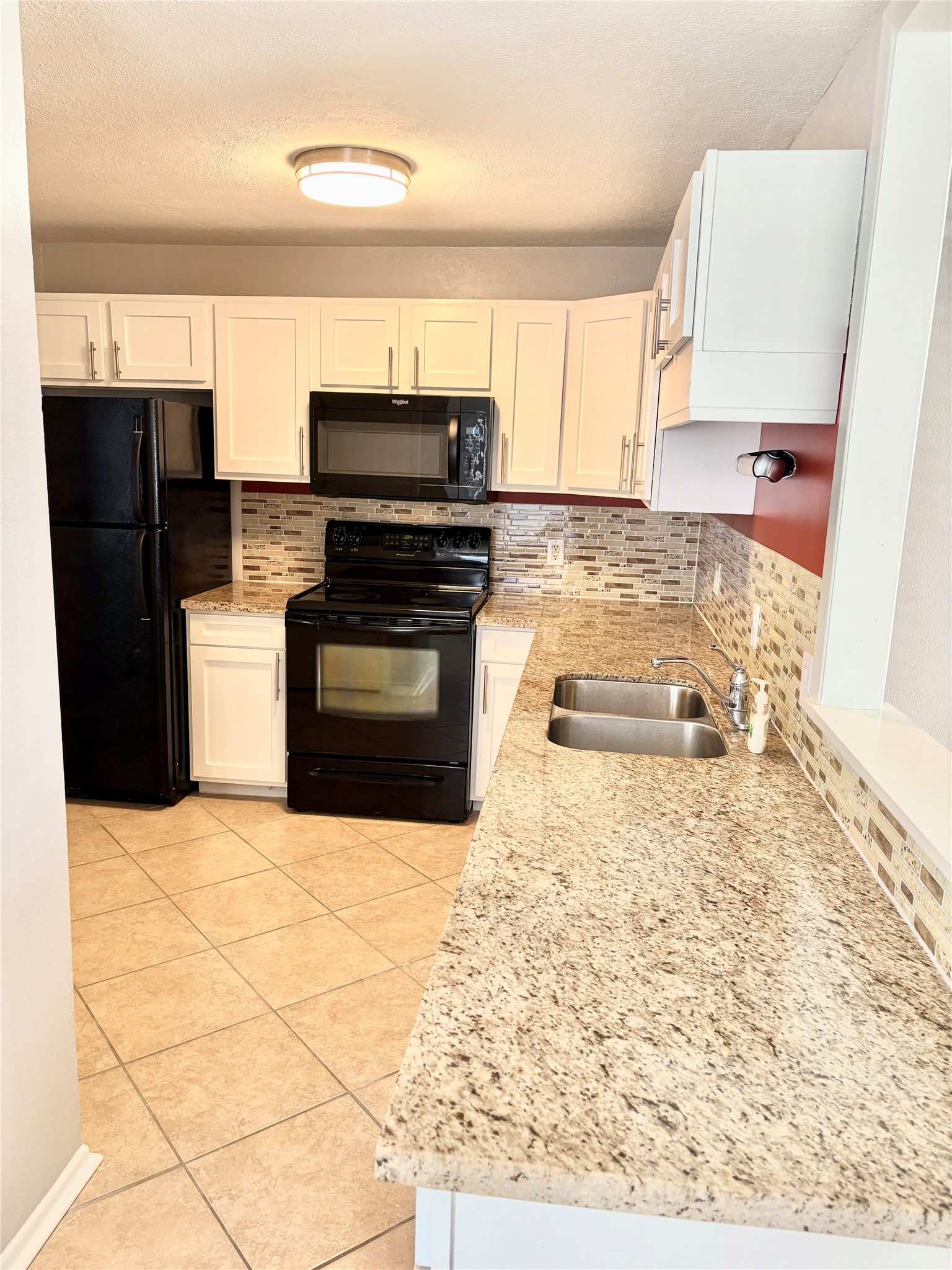 2630 Arlington Street Property Photo 3
