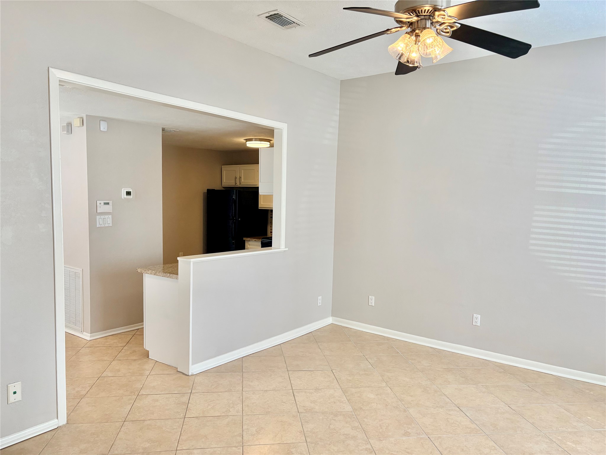 2630 Arlington Street Property Photo 5
