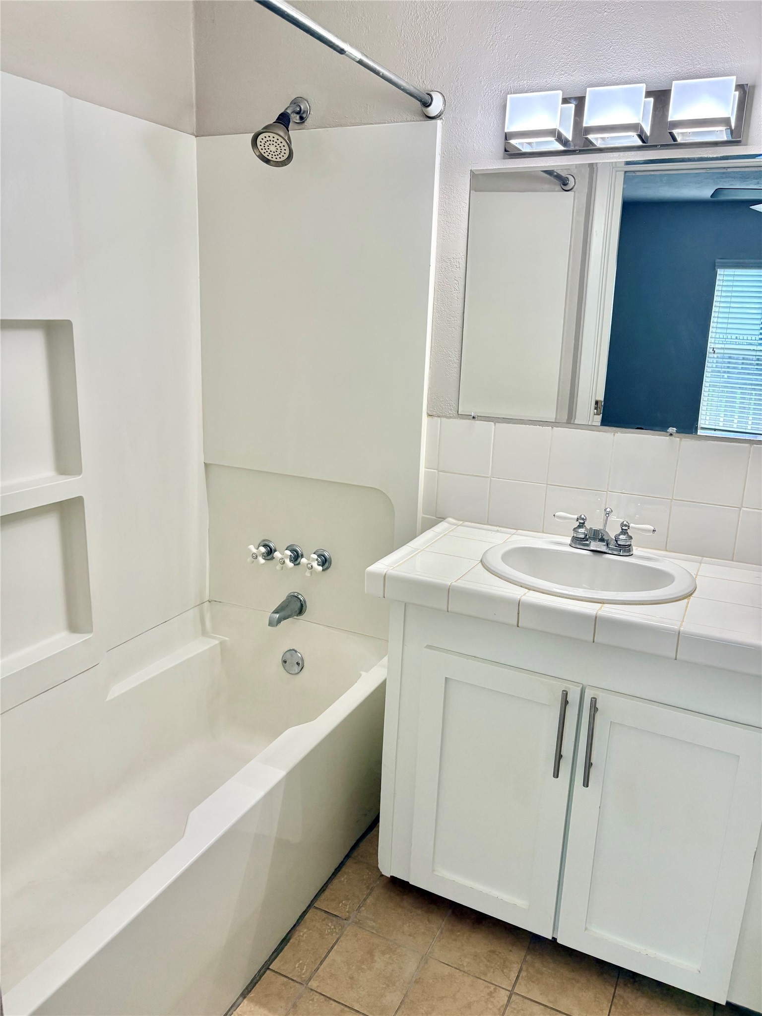 2630 Arlington Street Property Photo 8