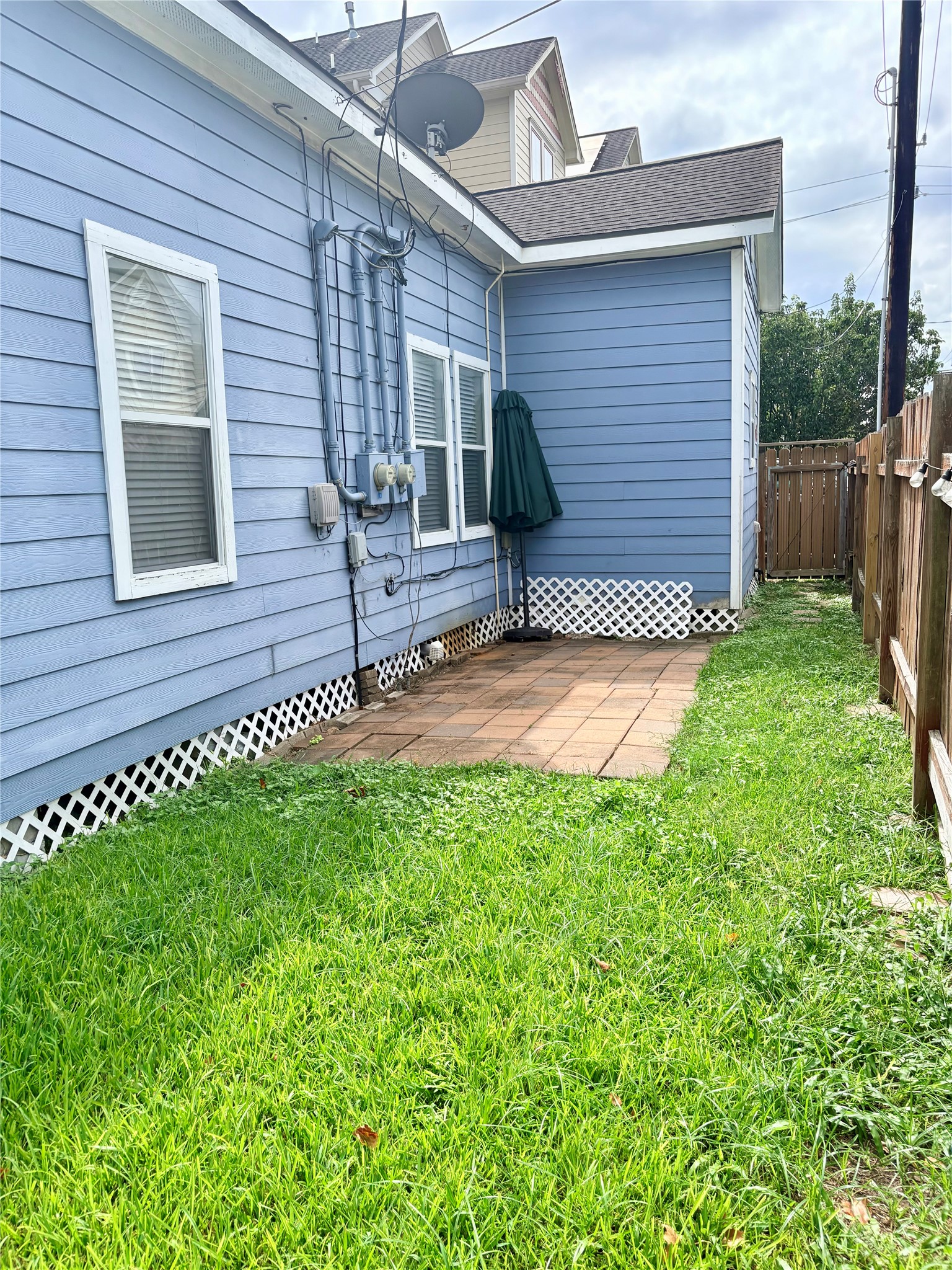 2630 Arlington Street Property Photo 13