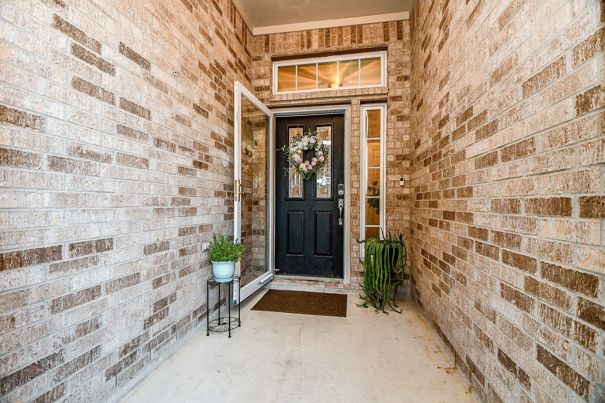2034 Creek Shore Lane Property Photo 6