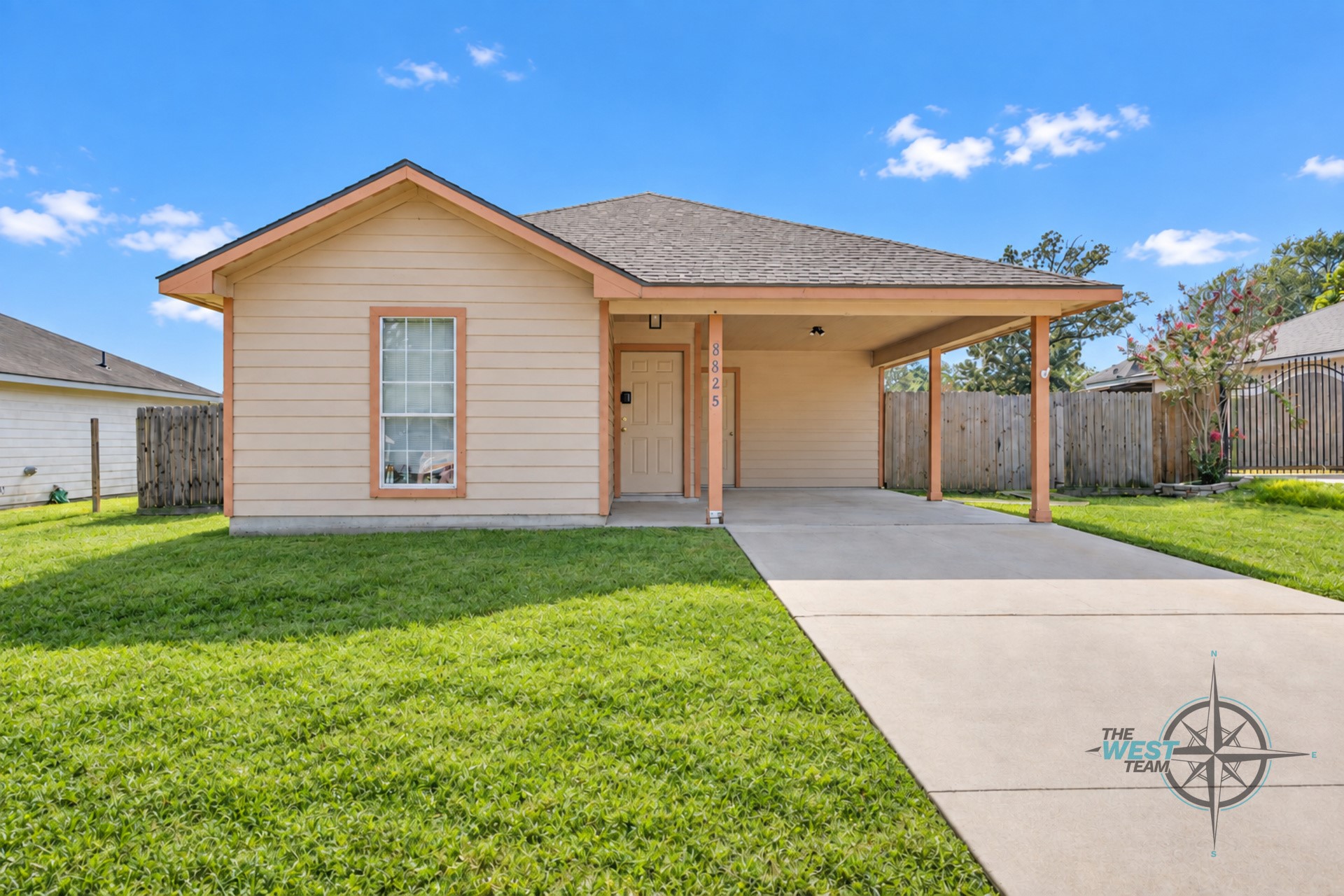 8825 E Buffalo Circle Property Photo 1