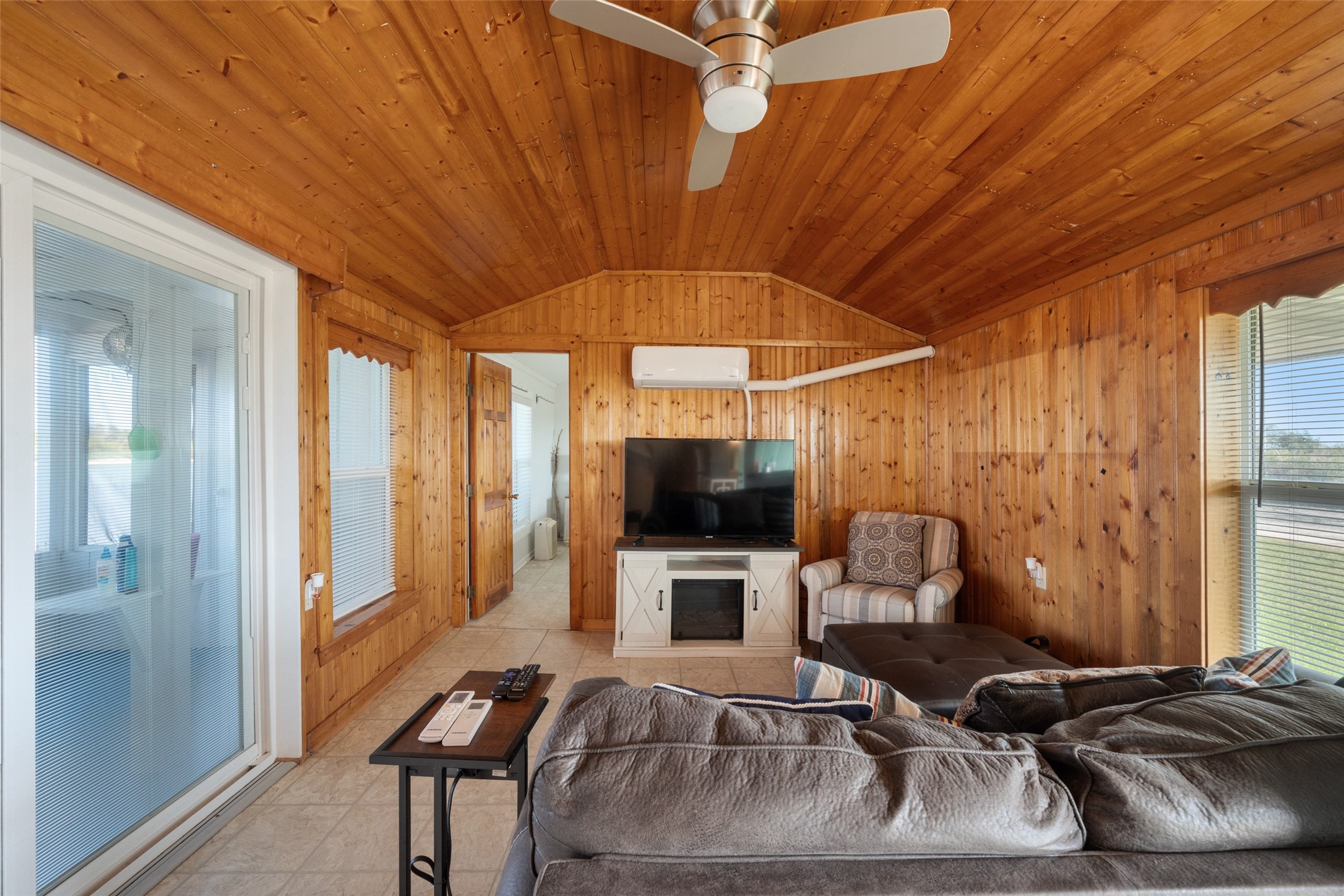 3130 Fm-2031 Property Photo 15