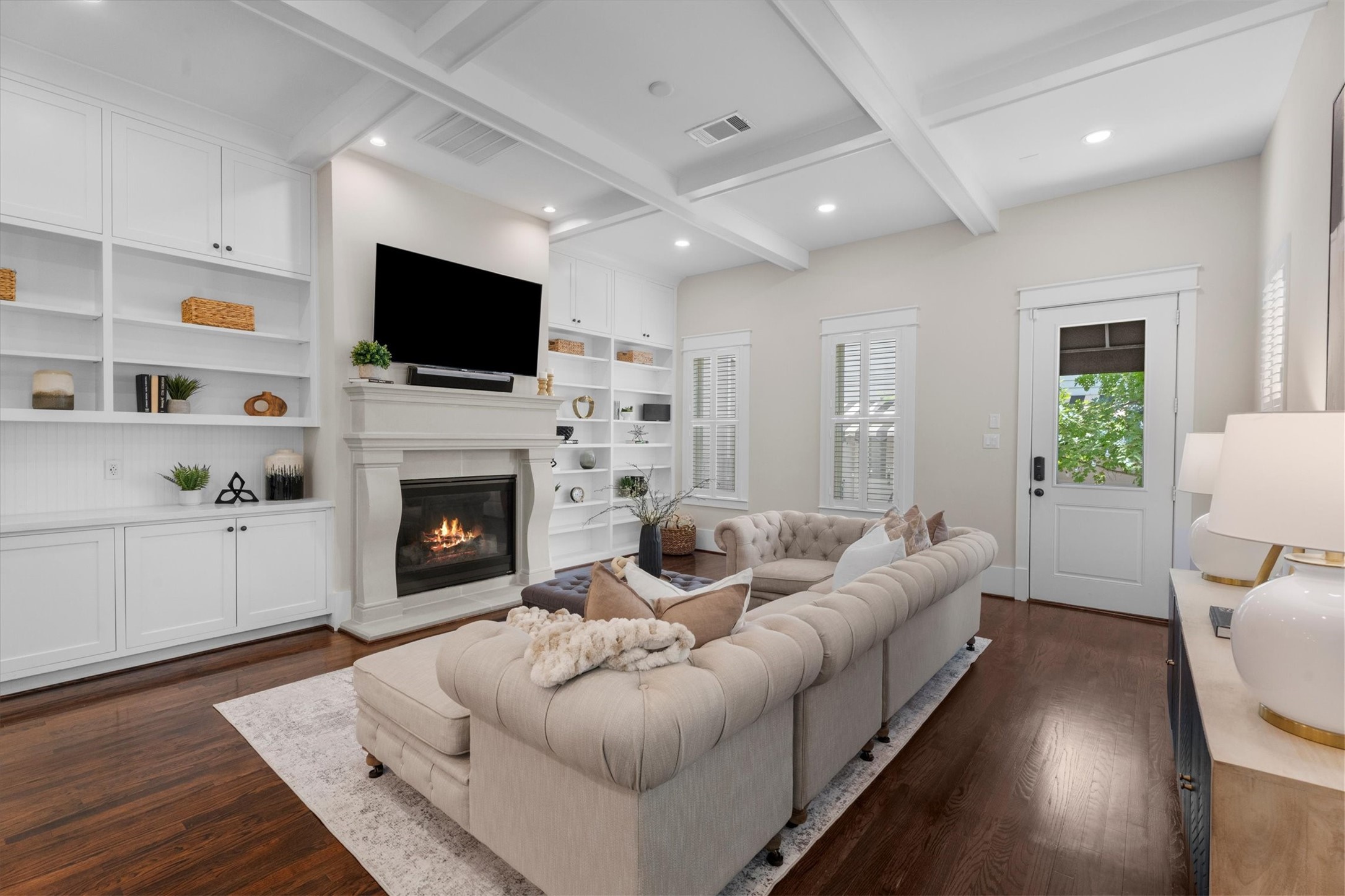609 Allston Street Property Photo 10