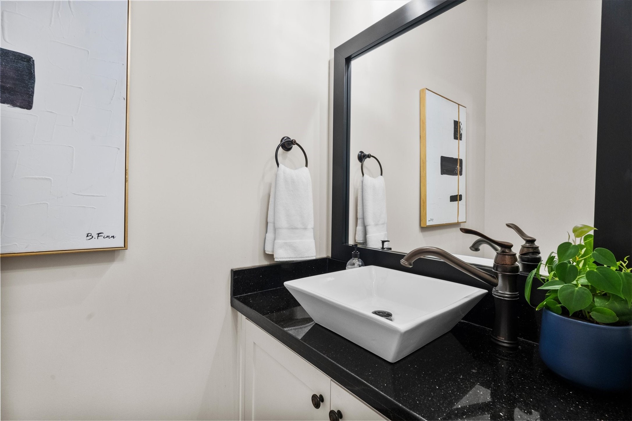 609 Allston Street Property Photo 12