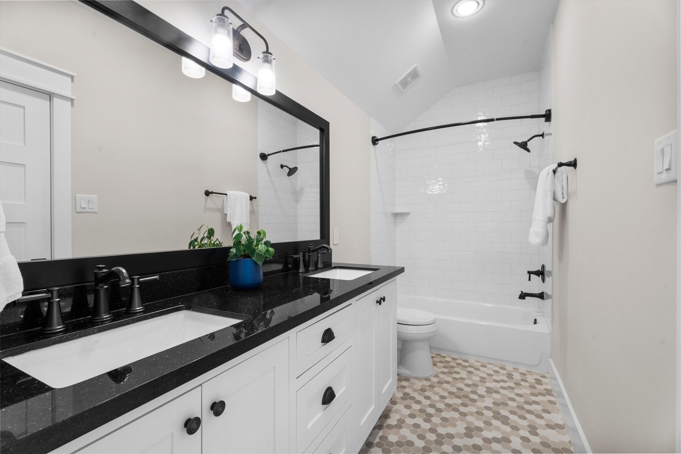 609 Allston Street Property Photo 26