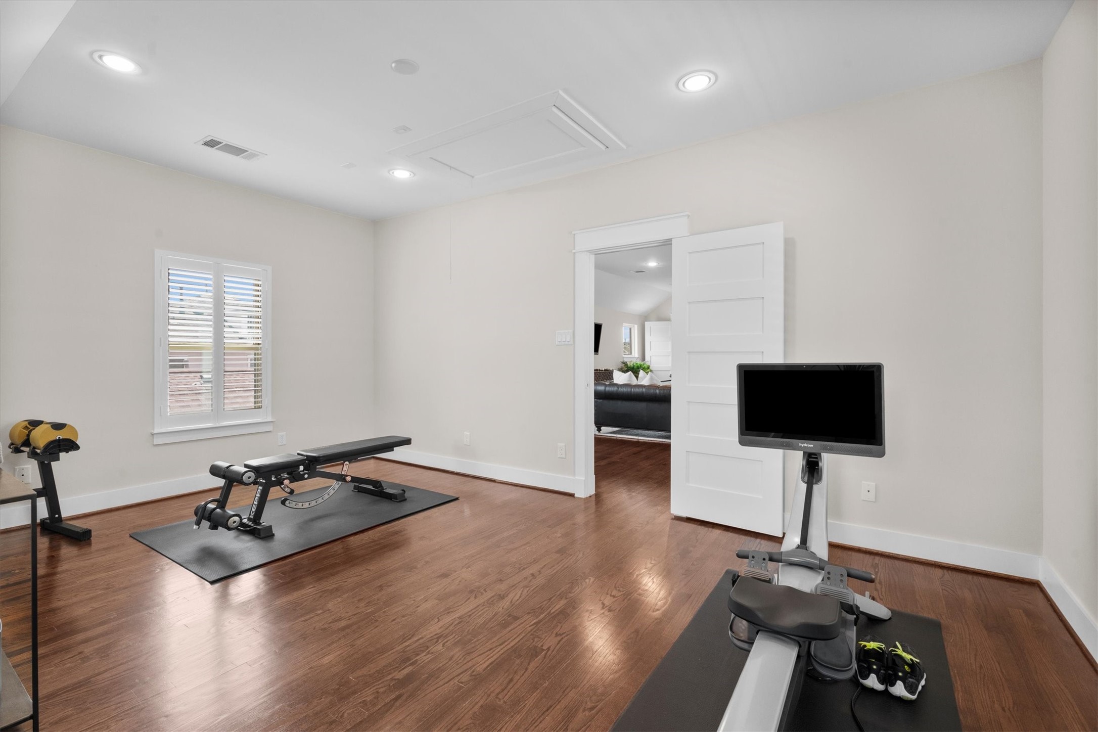 609 Allston Street Property Photo 28