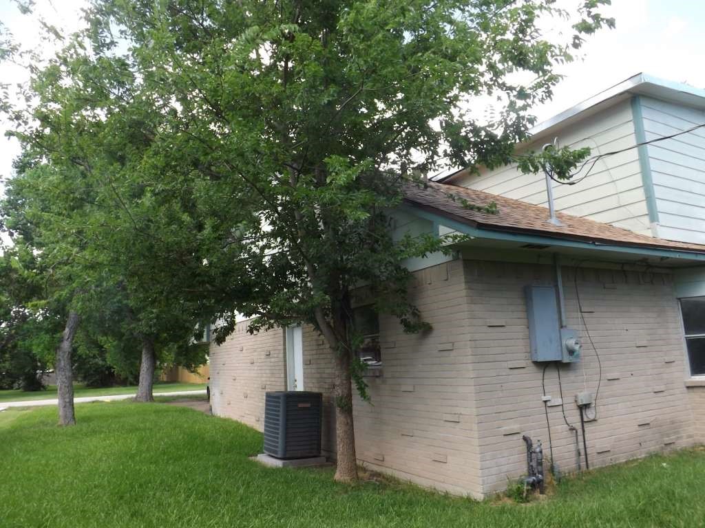 501 S Holmes Street Property Photo 5