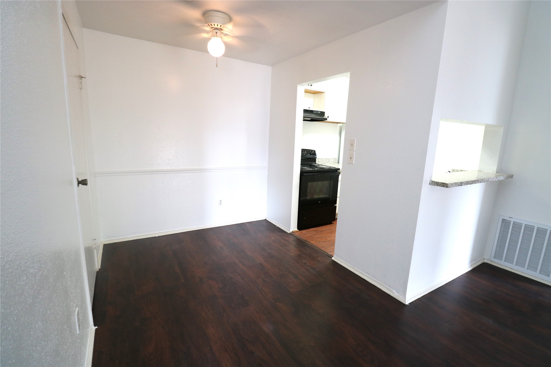 12659 Ashford Meadow Drive D Property Photo 6