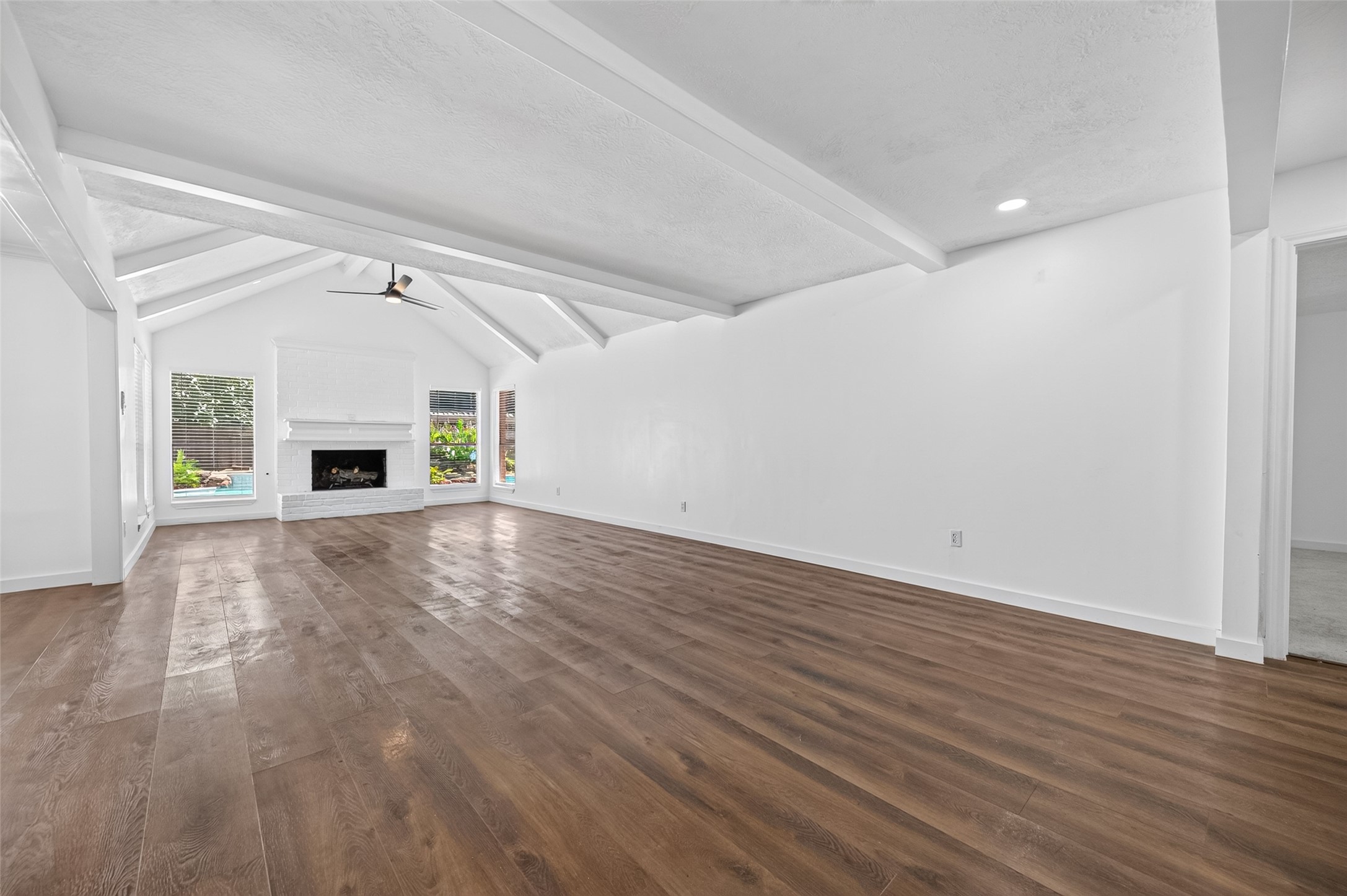 5411 Cobble Lane Property Photo 6