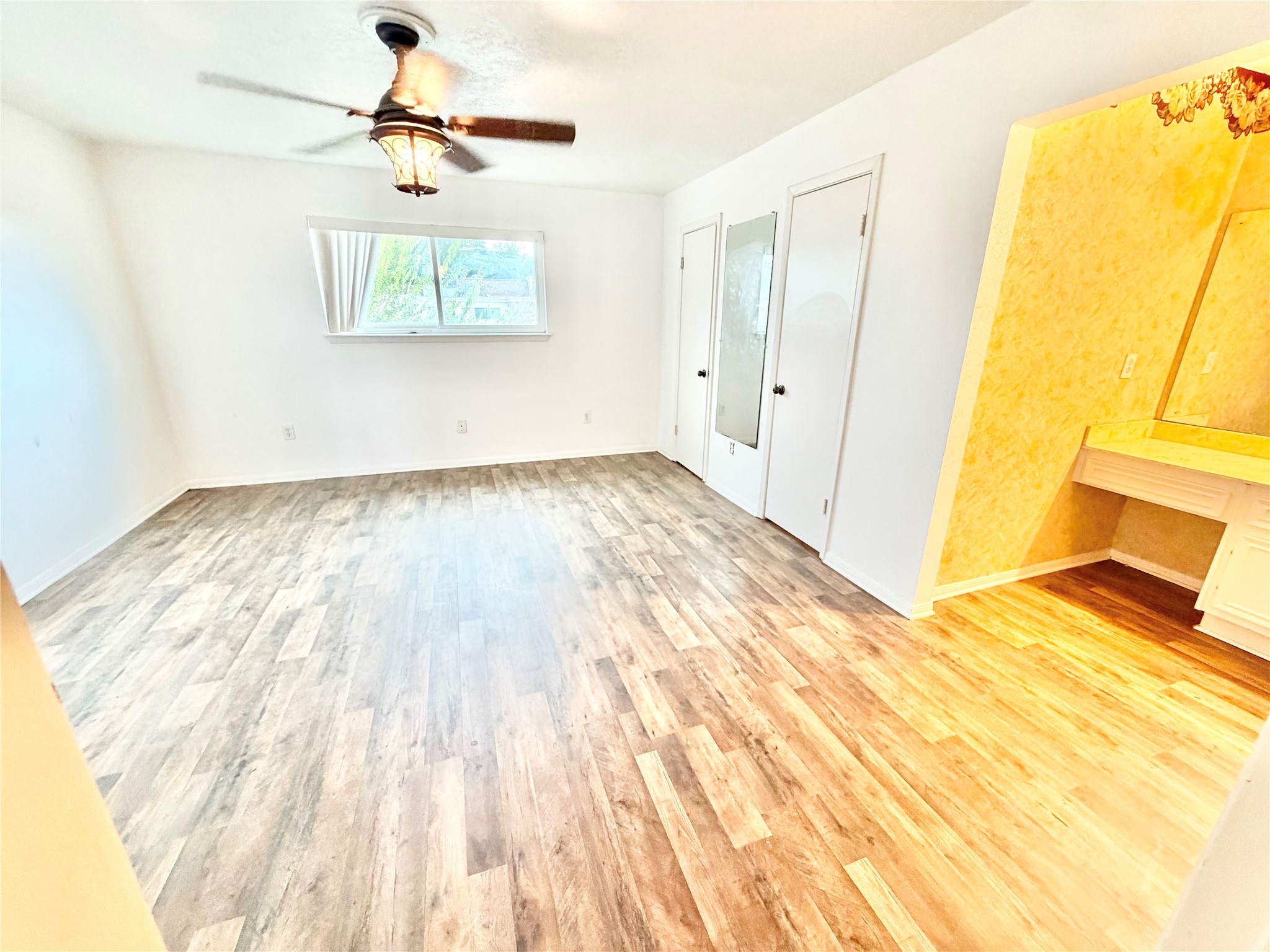 1311 Town Circle 4 Property Photo 13