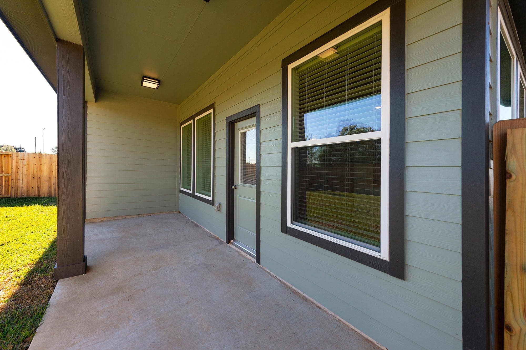 16022 Copper Skies Way Property Photo 8