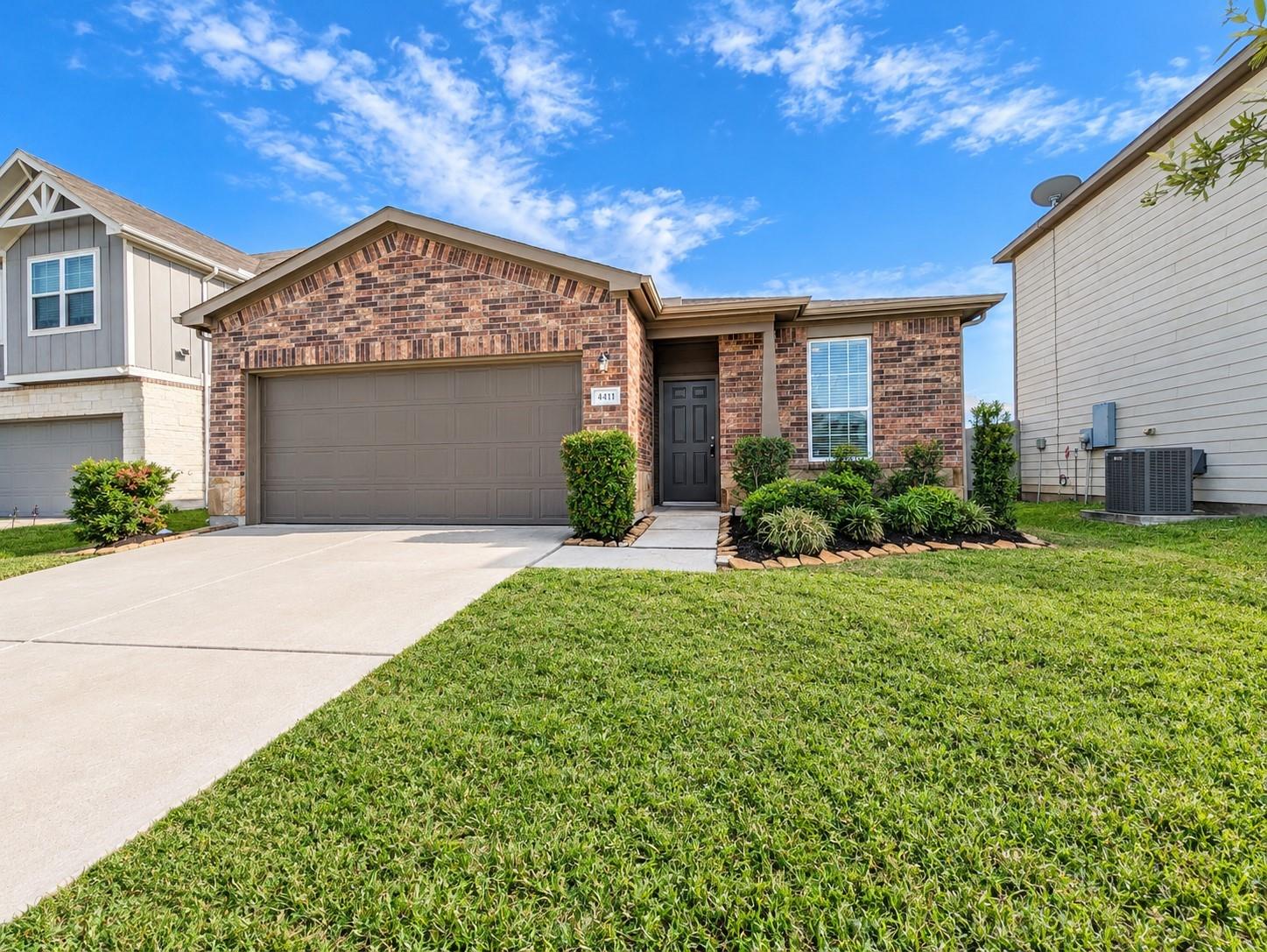 4411 Autumn Pass Court, Houston TX 77069 Property Photo 1