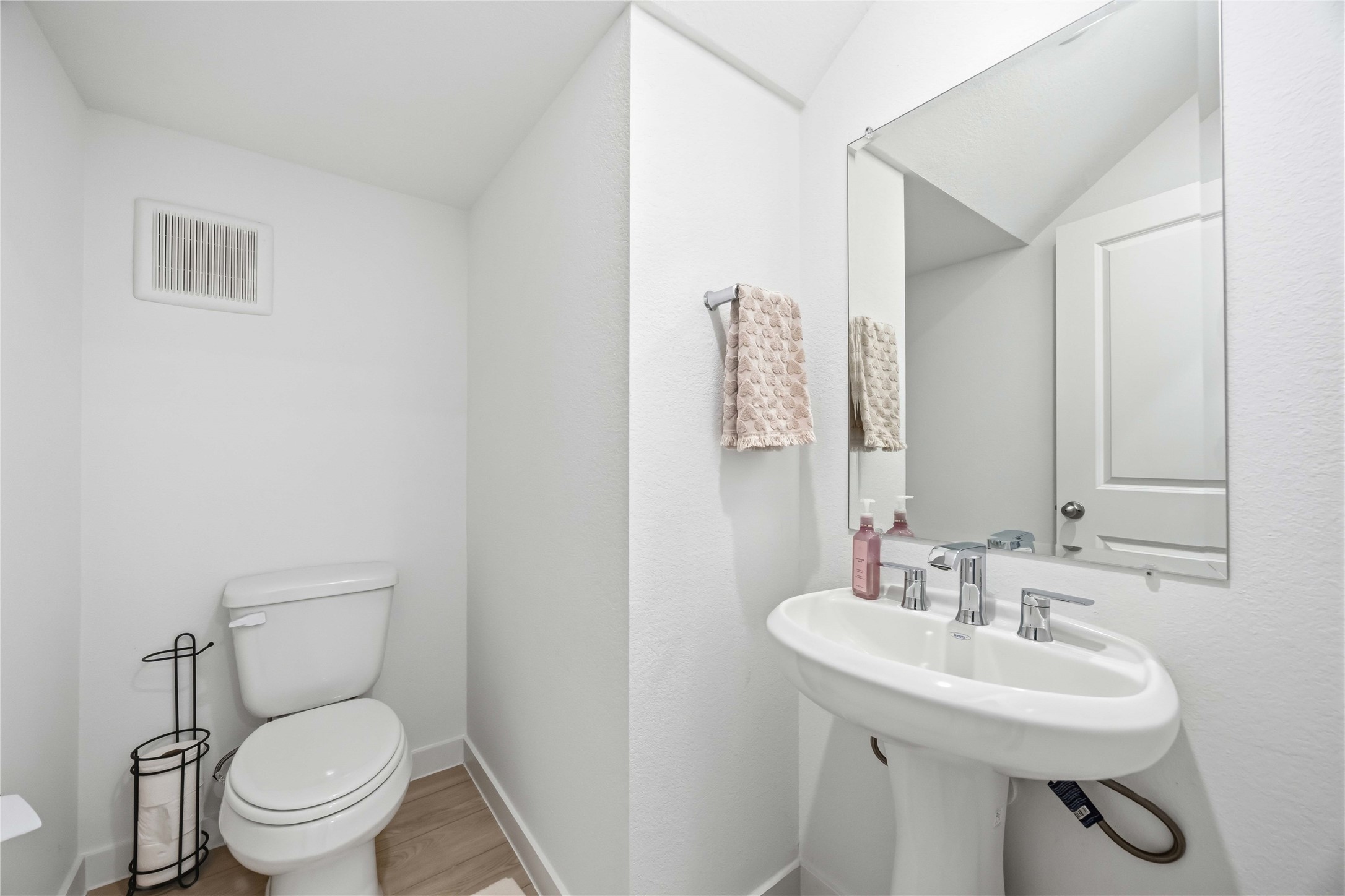 3614 Eclipse Court Property Photo 10