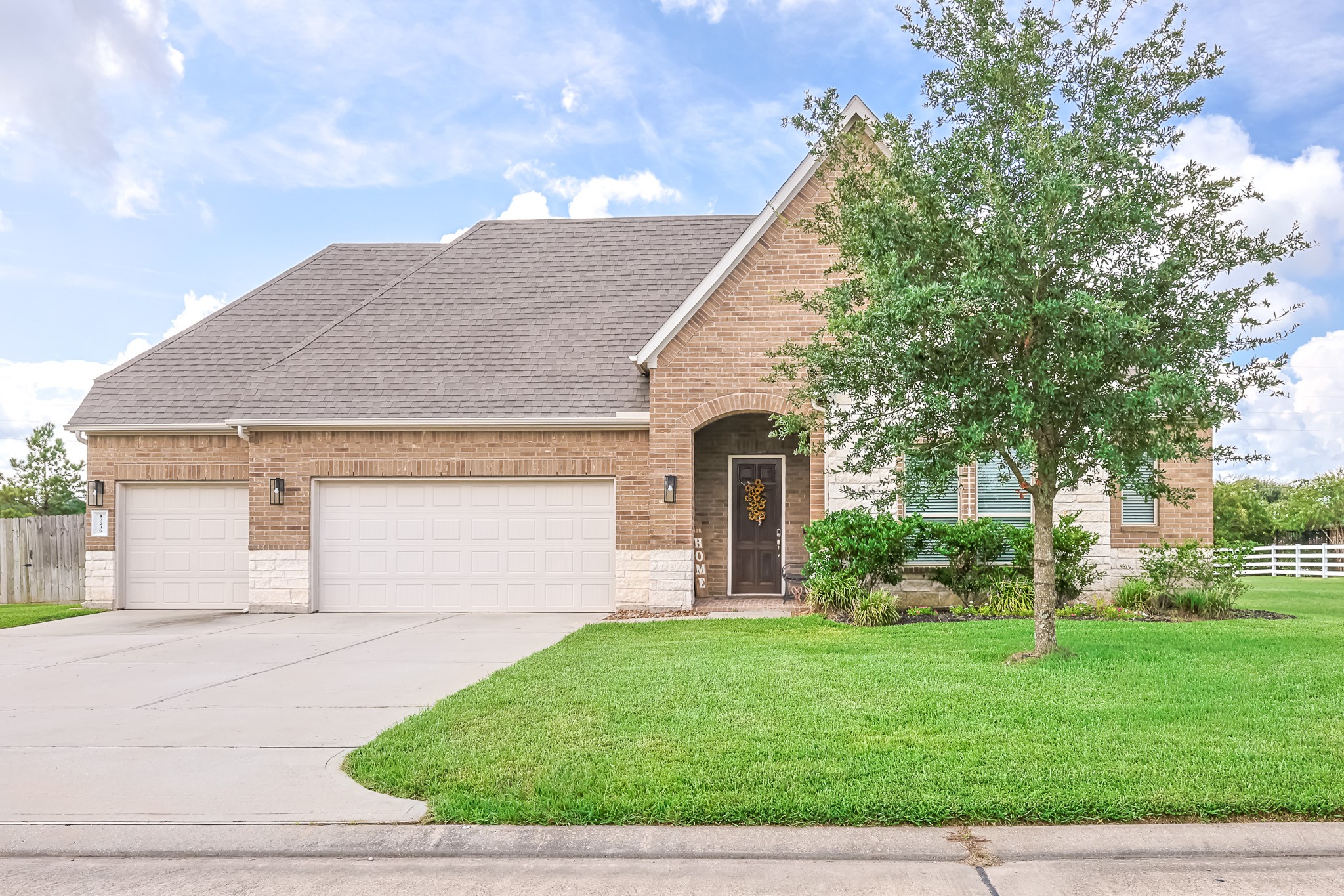 12239 Seagrape Lane Property Photo 1