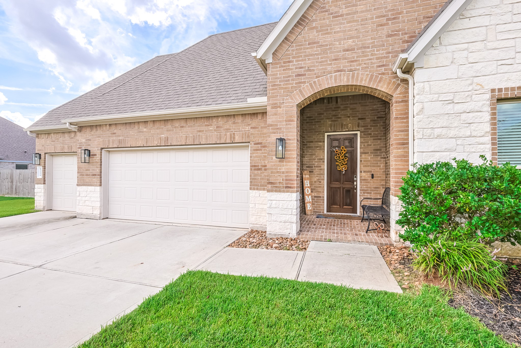 12239 Seagrape Lane Property Photo 3