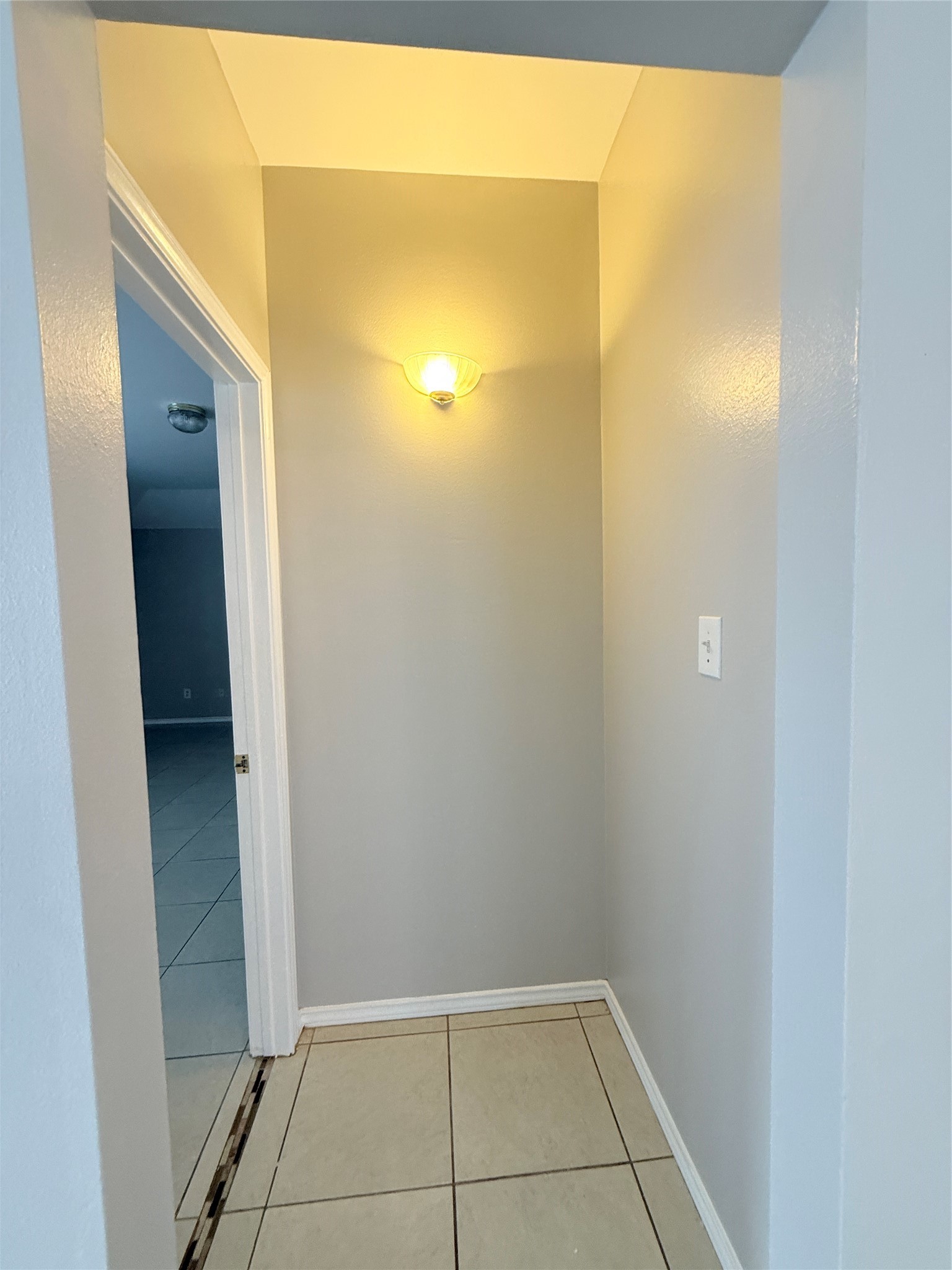 12818 Magenta Oaks Drive Property Photo 25